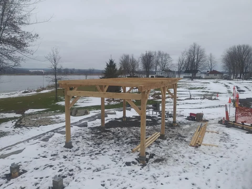 Ottawa Valley Timber Works, pergolas, construction, Canada, local