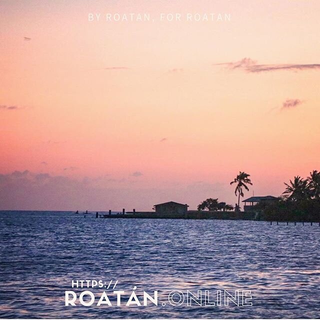 The sunset on Roatan&rsquo;s East End.