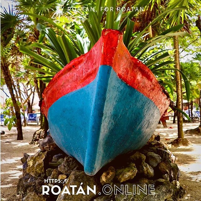 Creative landscapes are a thing on Roat&aacute;n.