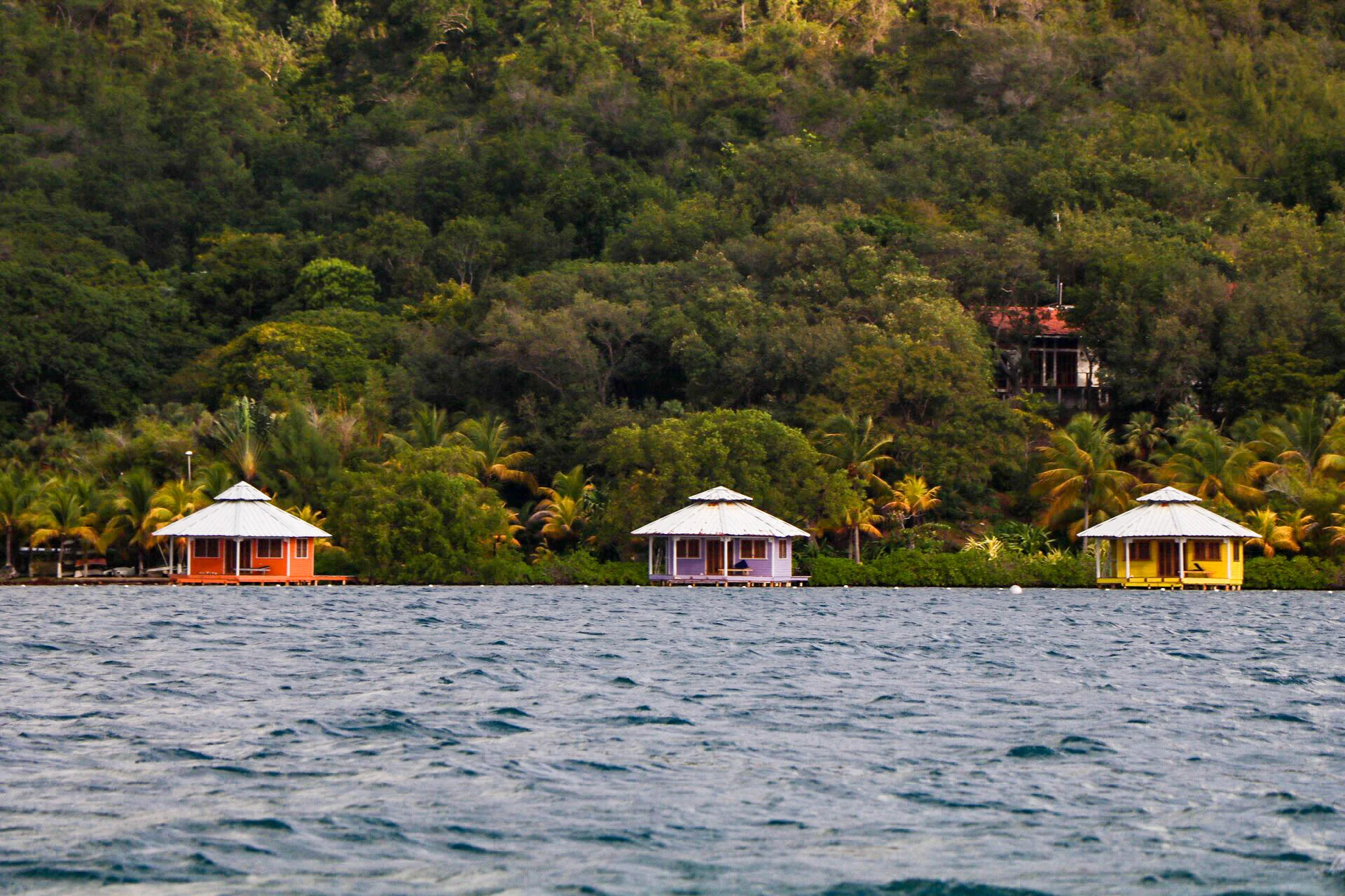 St. Helene Island — ROATAN