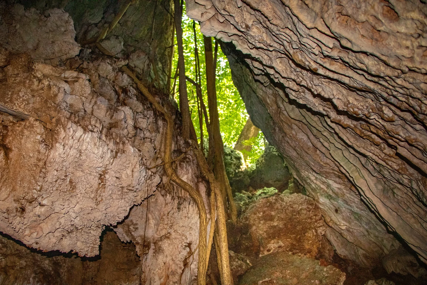 St. Helene Island — ROATAN