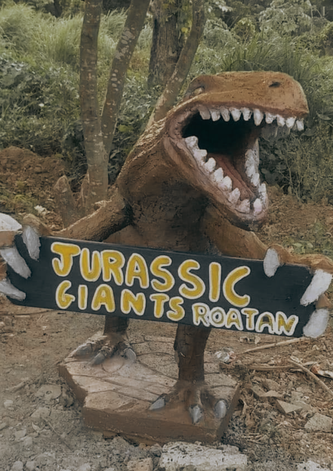Jurassic Giants Roatan 2.png
