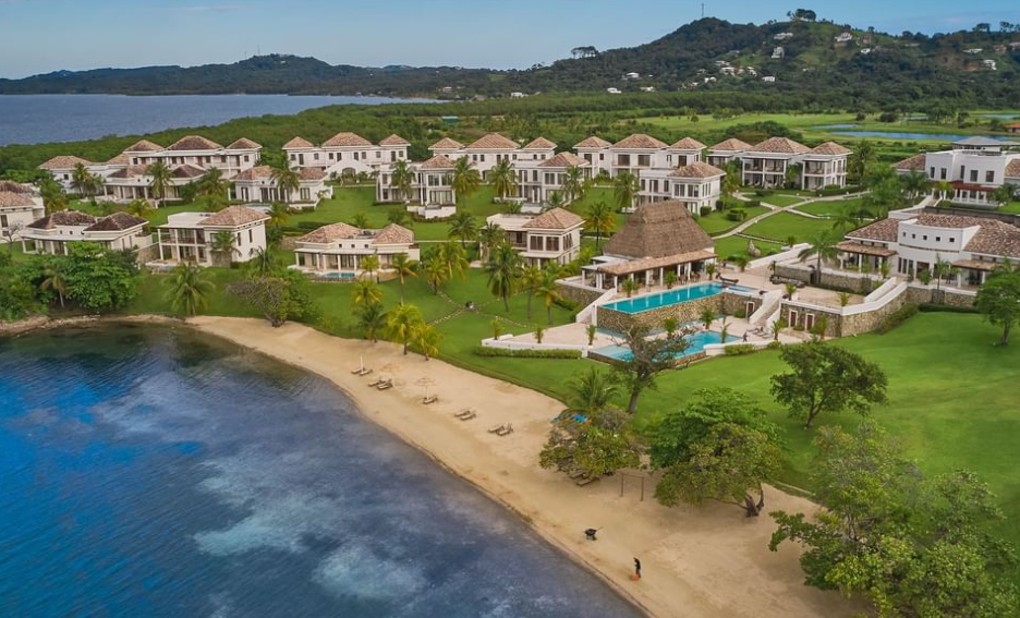 Accommodations — ROATAN