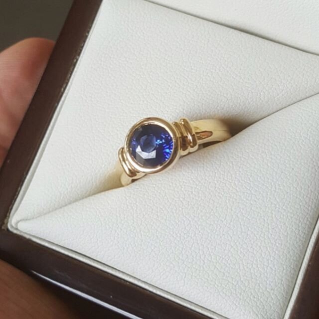 Classic blue sapphire rings never grow old. 
Lovely heat treated natural stone. Heating is a very common treatment for blue sapphires. Carefully timed heating to various temperatures often brings out a glorious blue color - like this stone here. 💙 H