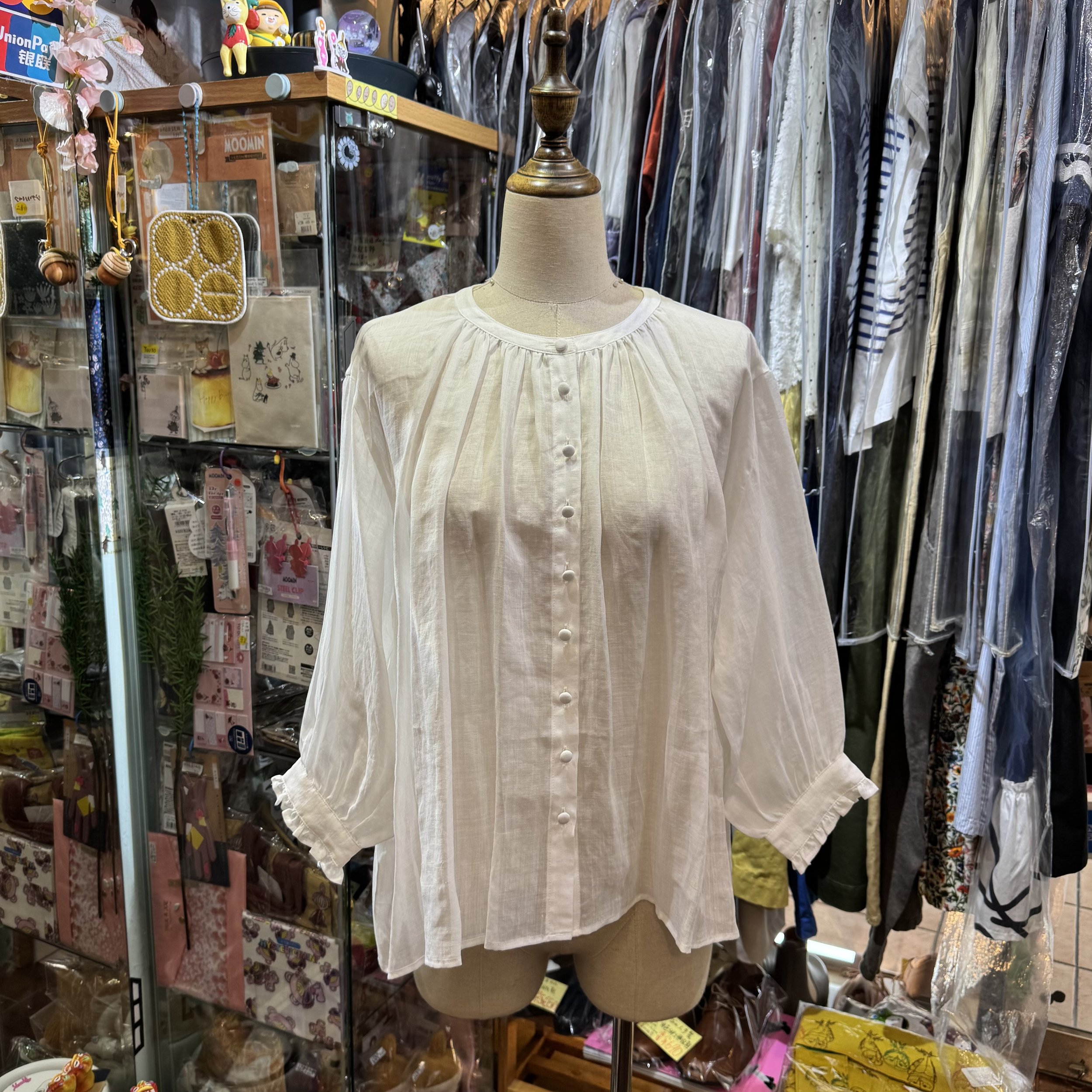 Lueuf White Linen Shirt, made in Japan