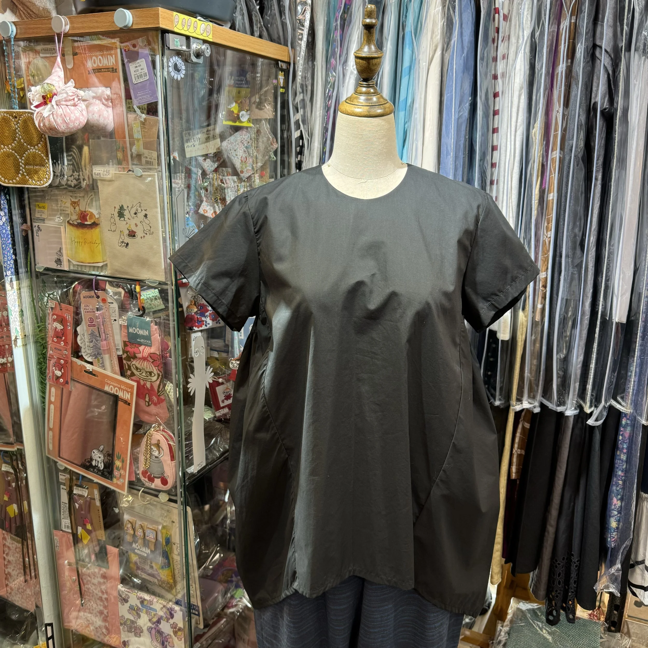 Sale- Mizuiro ind Black Long Top, made in Japan