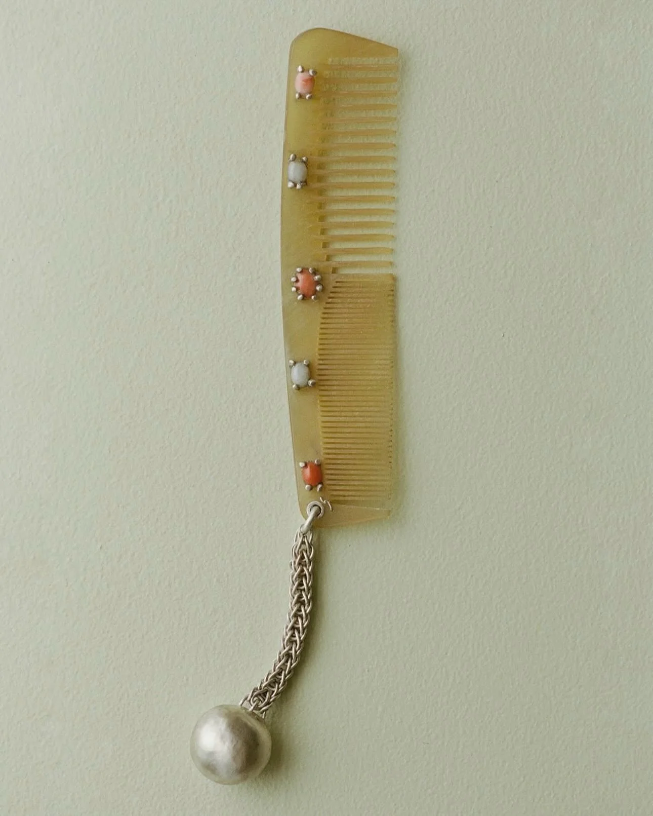 Comb Studies, Zo&eacute; Mohm, 2025 ✺ PHOTOGRAPHY @sophiaaerts ✺ VIA @jacquelinesullivangallery