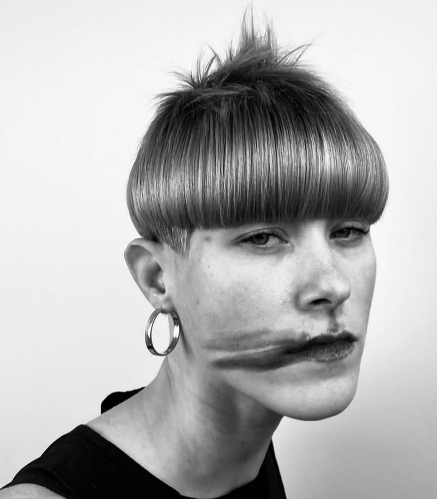 CUT ARTIST ✺ @juli_bezya