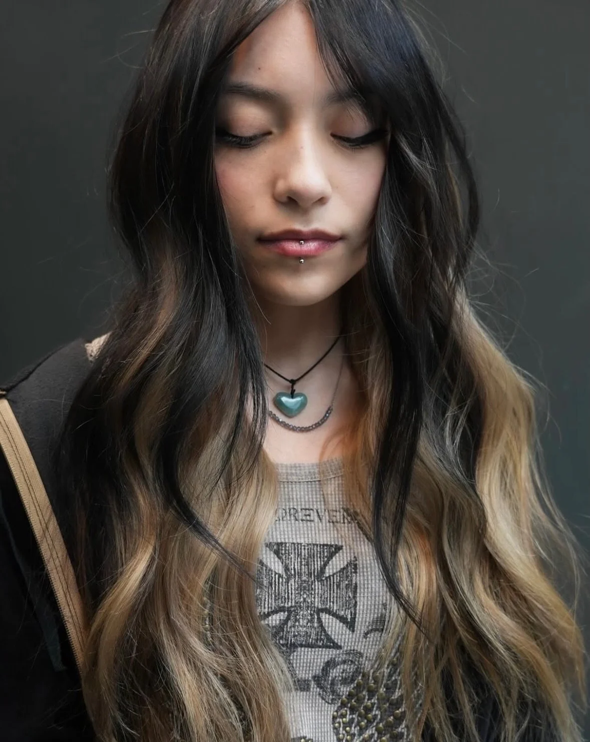 Form. Erosion. Balance. 

color blocking @ipaintyellow 
length @ray.chill.hair 

✺ nov 2024 archive

castelgrande entrance by aurelio galfetti