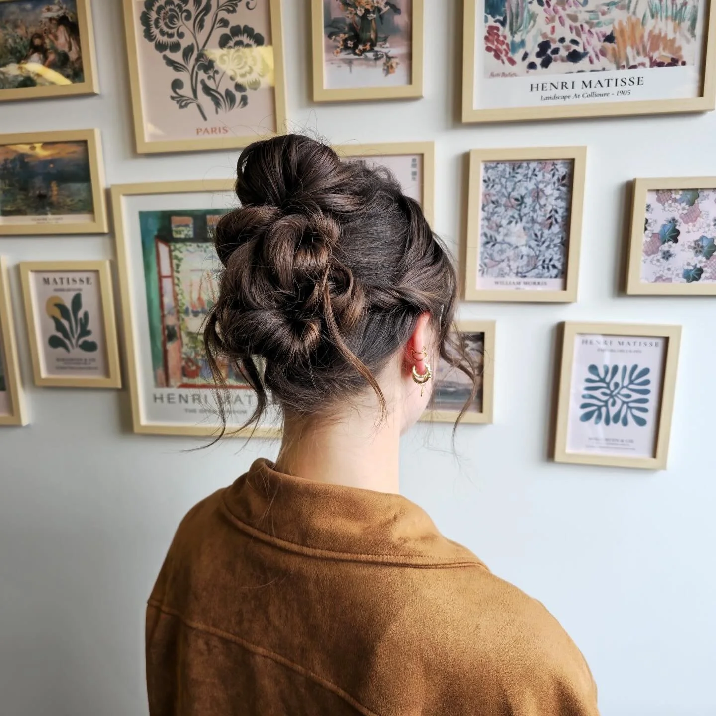 ✨ Elegance in Every Detail ✨
This stunning upstyle by Kat is the definition of refined beauty. From the intricate twists to the seamless finish, she absolutely knocked it out of the park for this special occasion look.

Whether you&rsquo;re celebrati