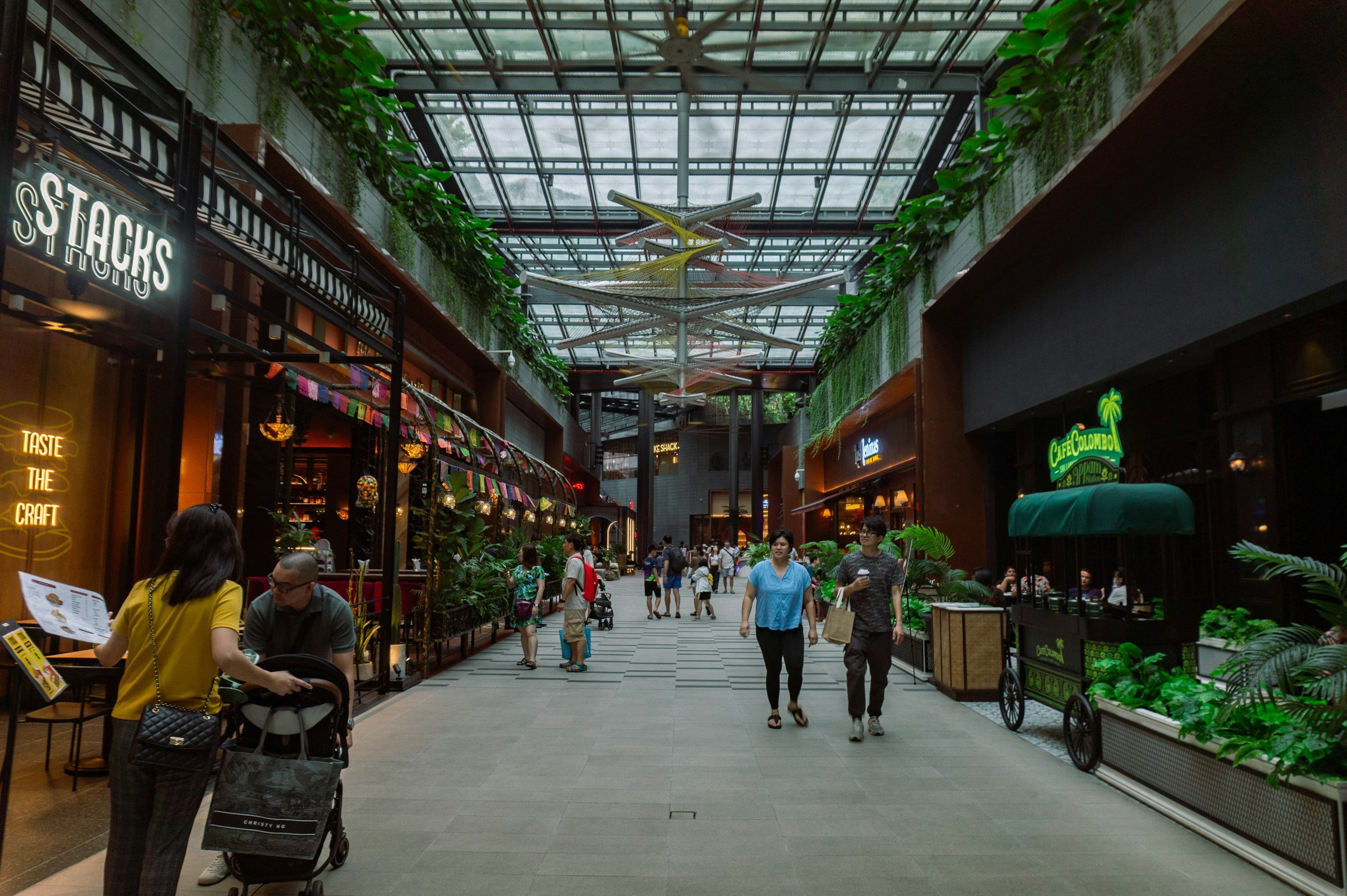 Top Emerging Retail Industries To Get Into Right Now