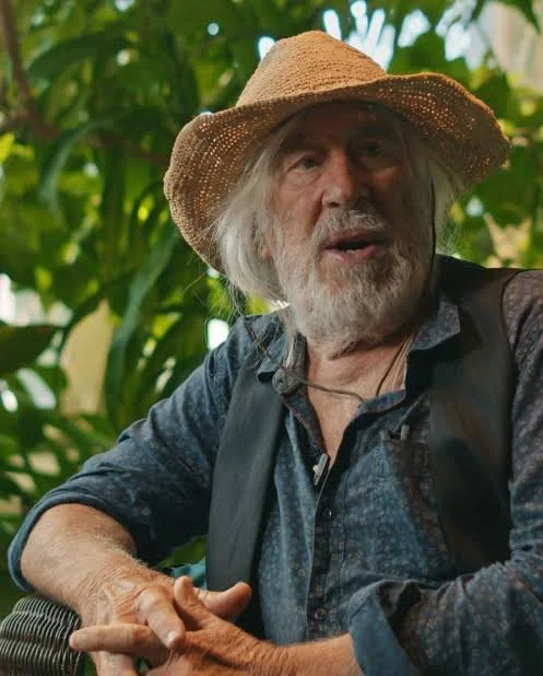 Michael Reynolds: Earthships and the Architecture of Independence 