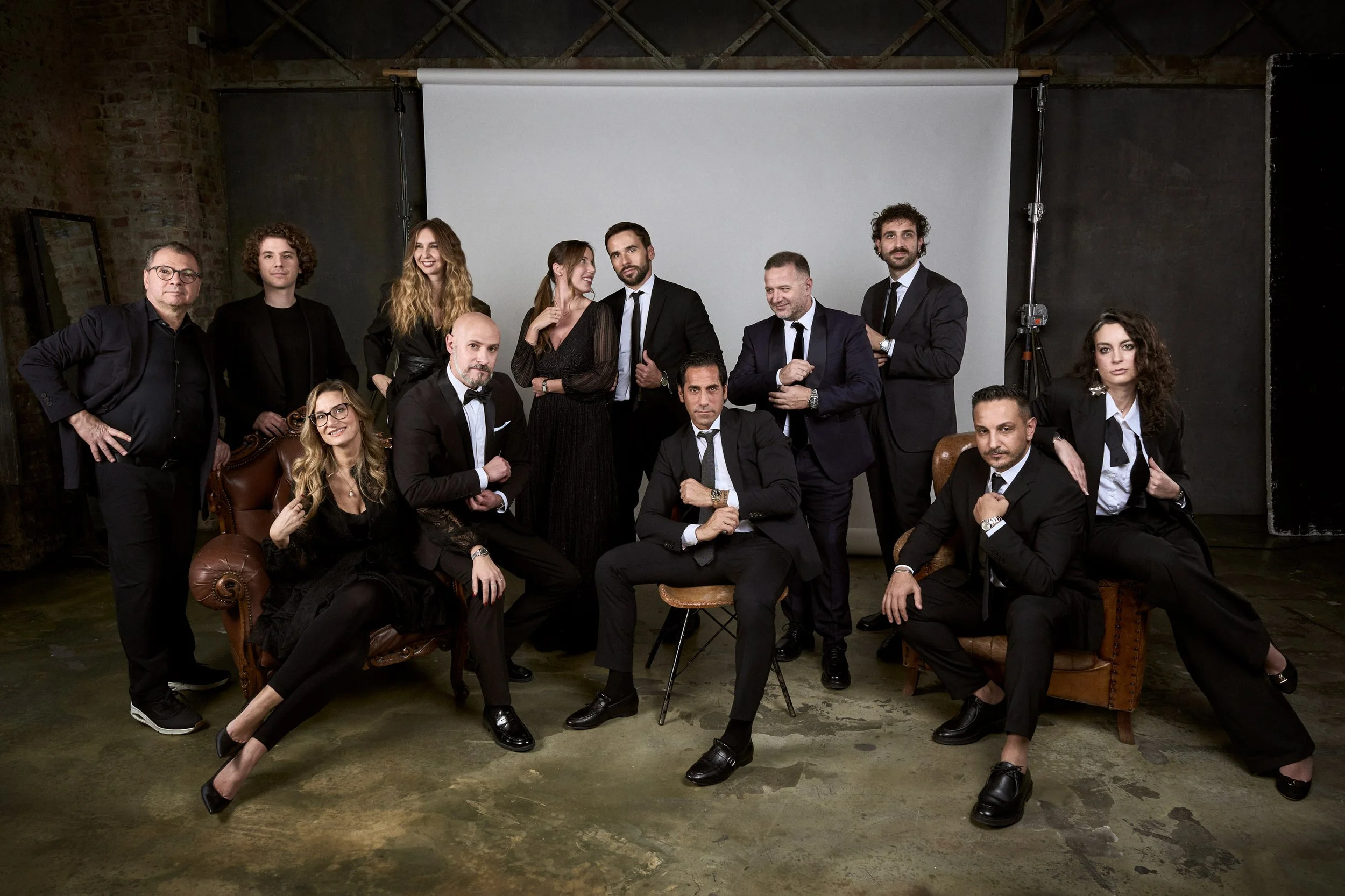 ritratto professionale di gruppo corporate milano.jpg