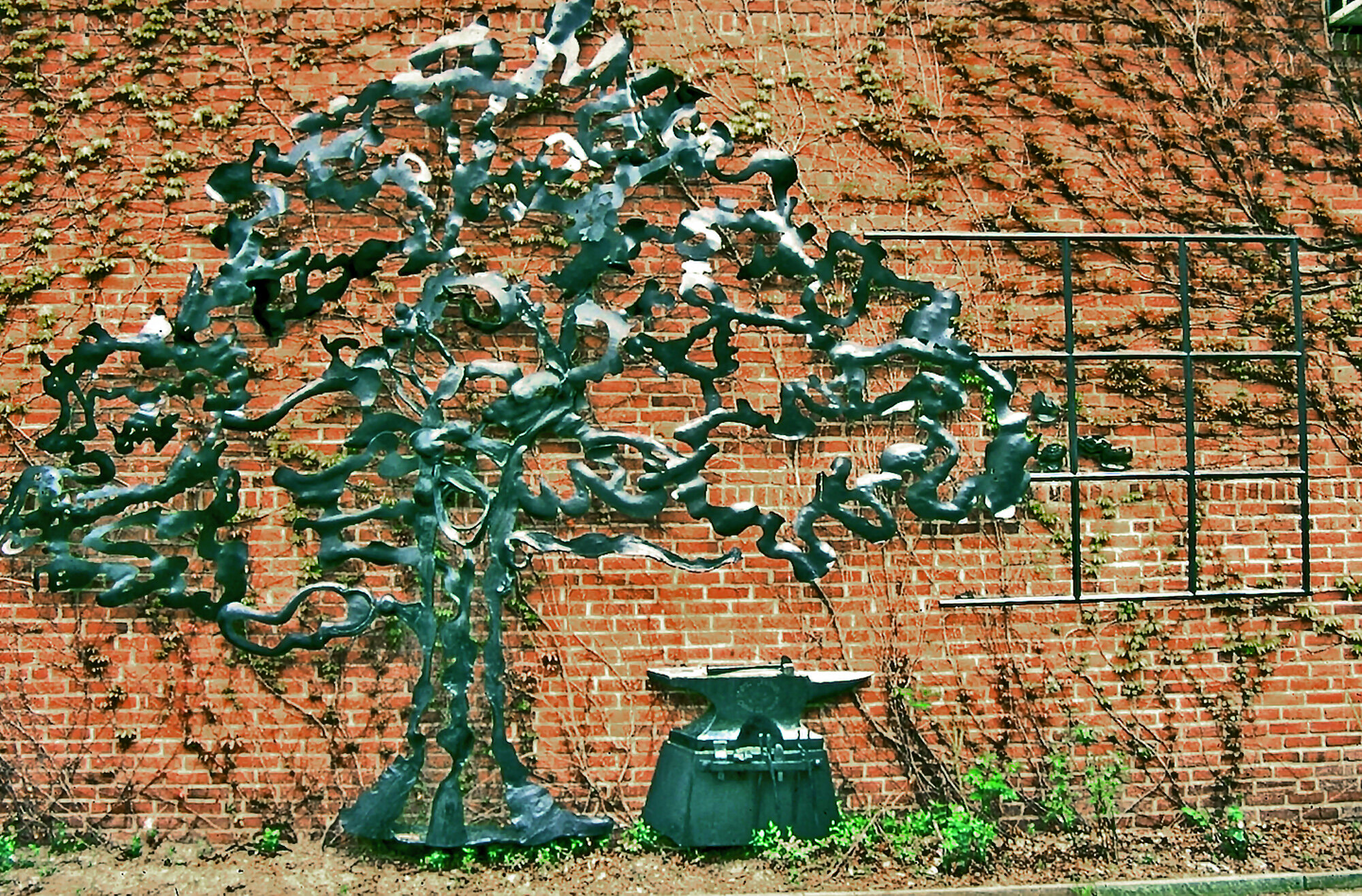 LONGFELLOW  "SPREADING CHESTNUT TREE"  MEMORIAL