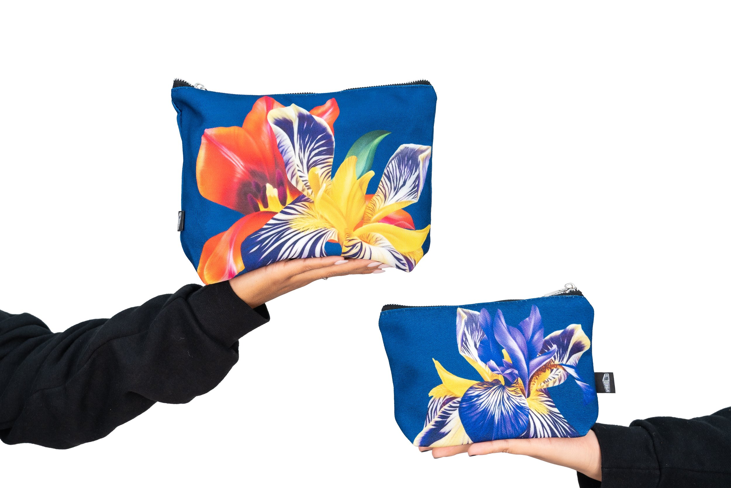 Sophie Mess MAGNETIC ORANGE & IRIS DREAMS Essentials Pouch Set - 210000008066-2.jpg