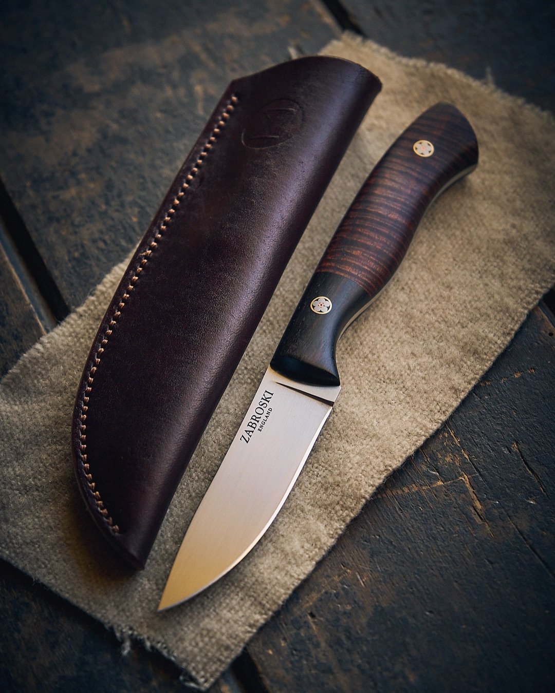 Knife of the Month | May

Gunsmoke | Western Myall &amp; African Blackwood 

Available this evening at 8pm, exclusively through the Mailing List.