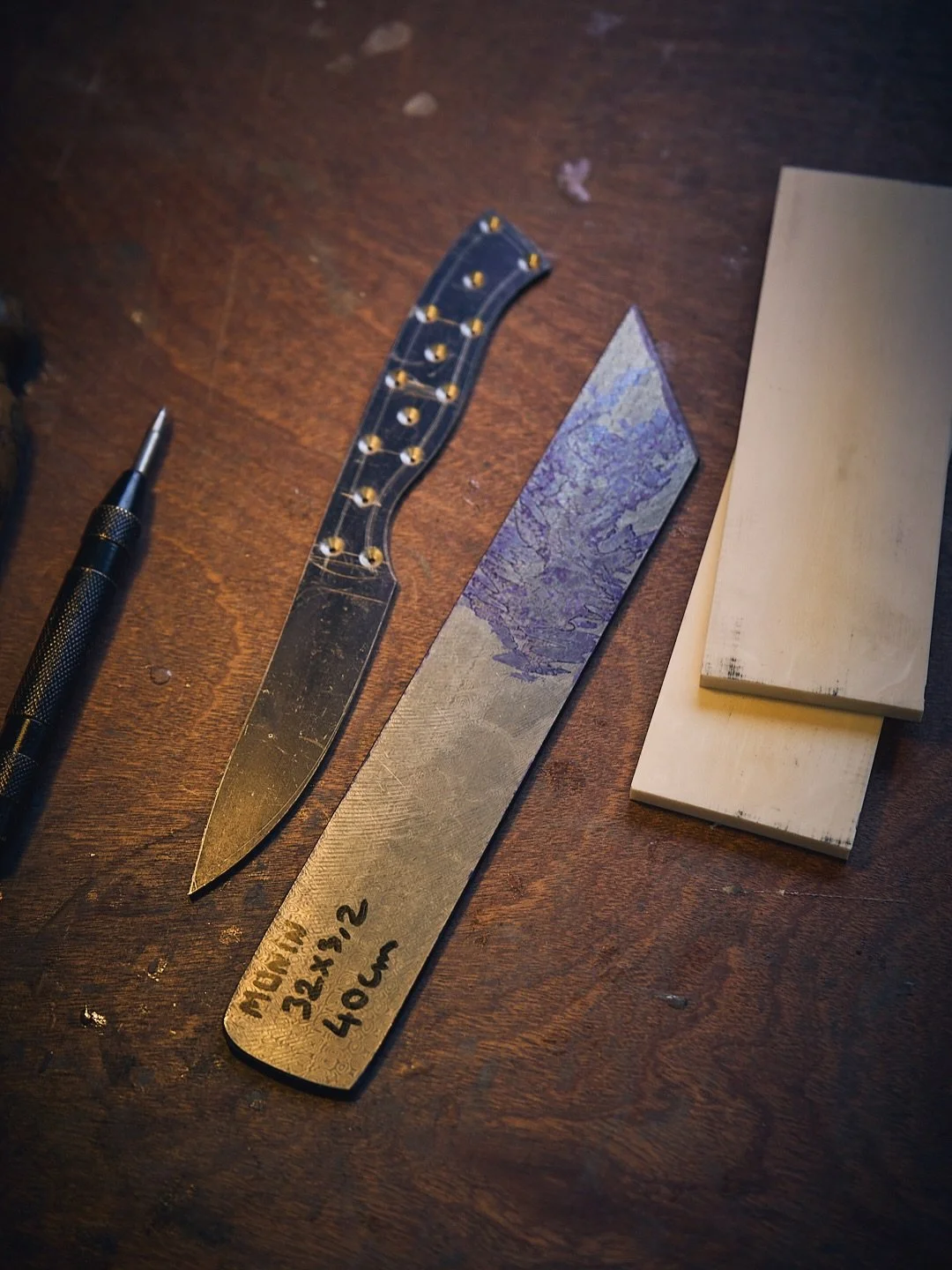 Pleased to confirm that Rushbrooke Knife Company will be launching publicly at The Stalking Show this April.

Alongside the launch, I&rsquo;m also building a Zabroski knife from scratch for the Show&rsquo;s Newcomers fundraising auction. This piece w
