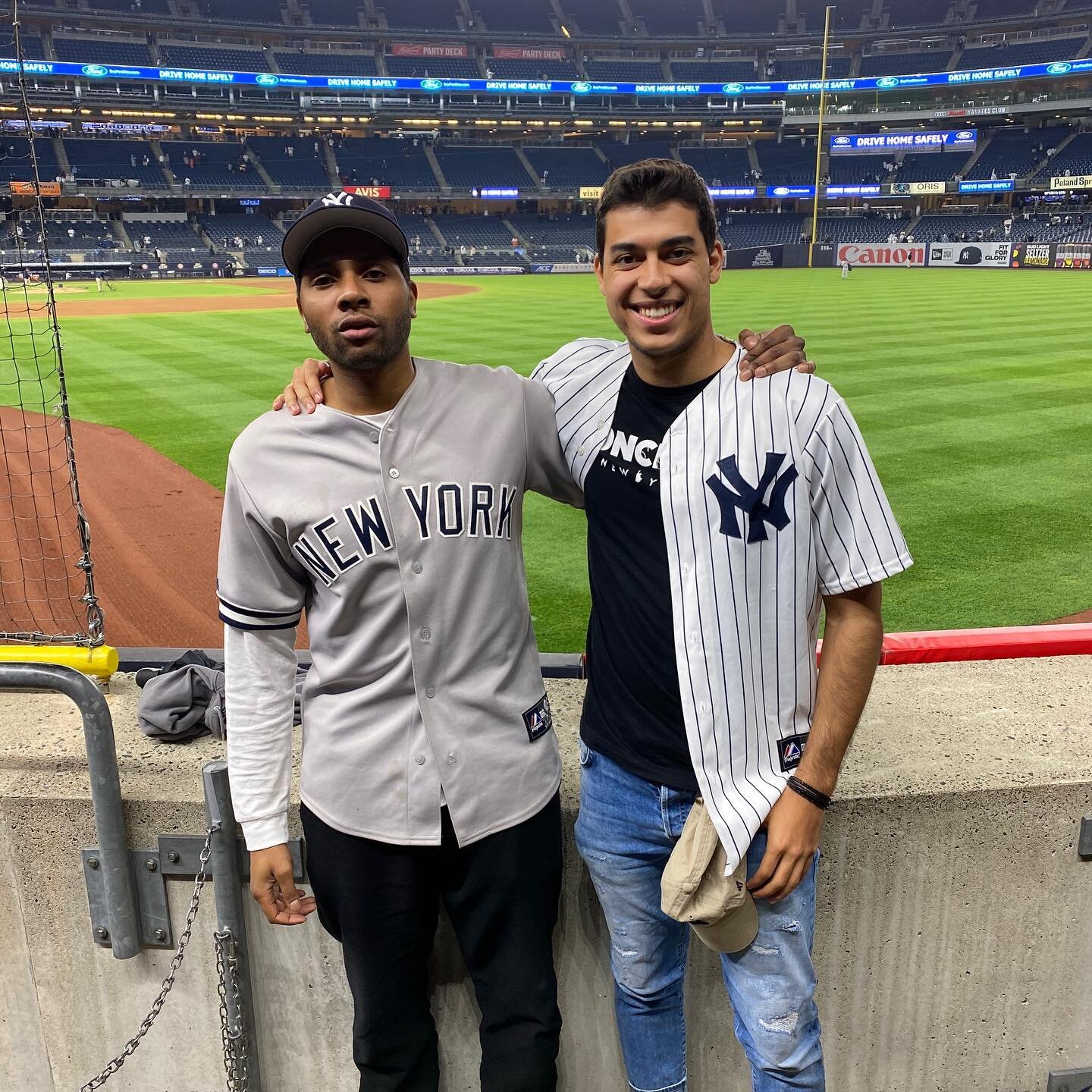 🎟 Astros vs Yankees 5/4/21

&ldquo;The return to Yankee Stadium, particularly against the Houston Astros for the first time since 2019 had a playoff feel throughout the night. Whether it was @billys_sportsbar or chanting throughout the game and in t