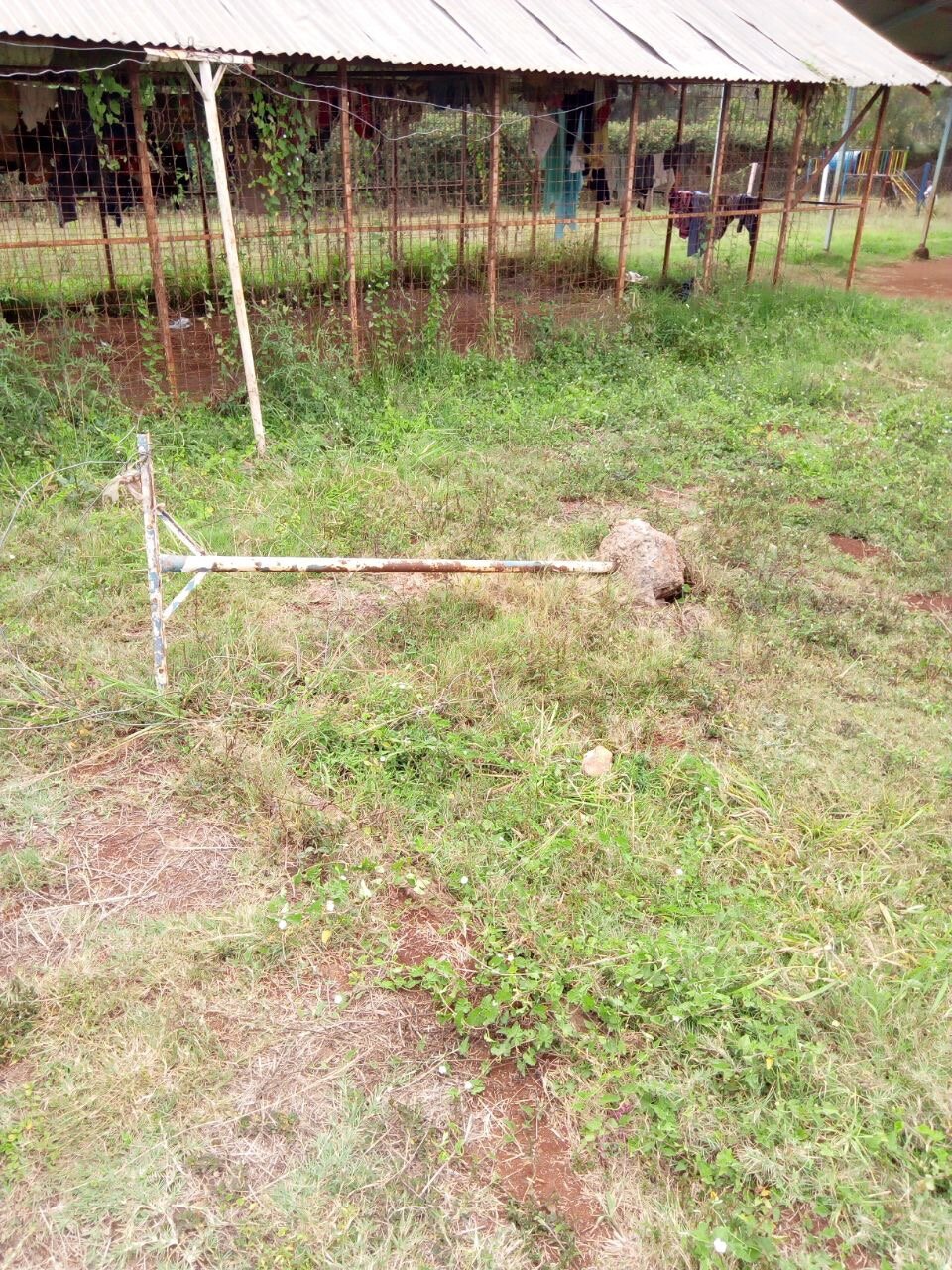Mugumo project washing lines before repair.jpg