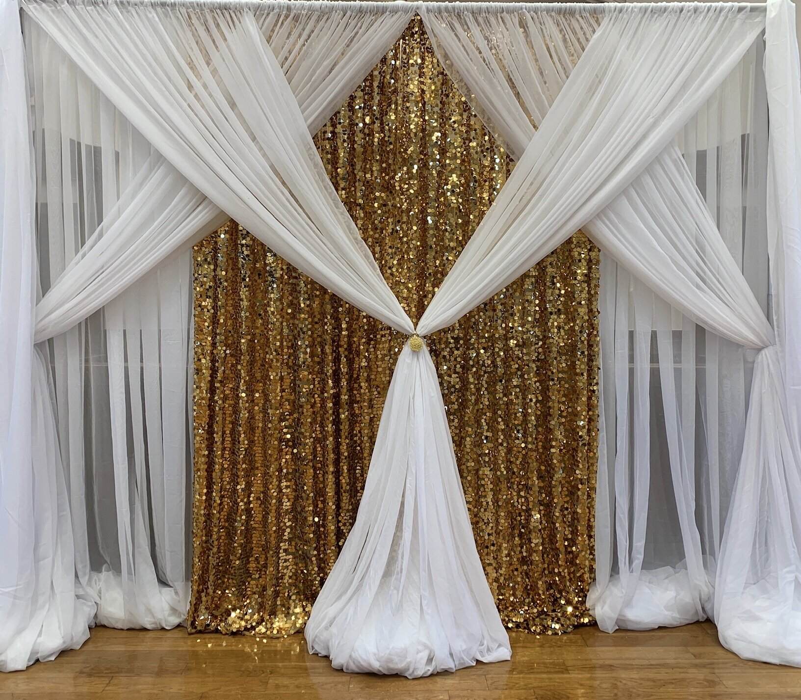 Draping (Sequin Backdrop)