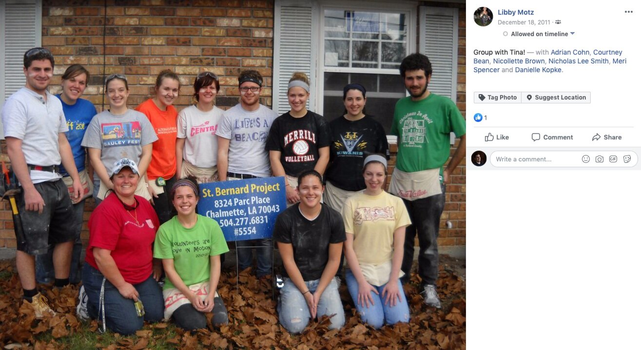 adrian+with+sbp+volunteers+and+tinas+home.jpg