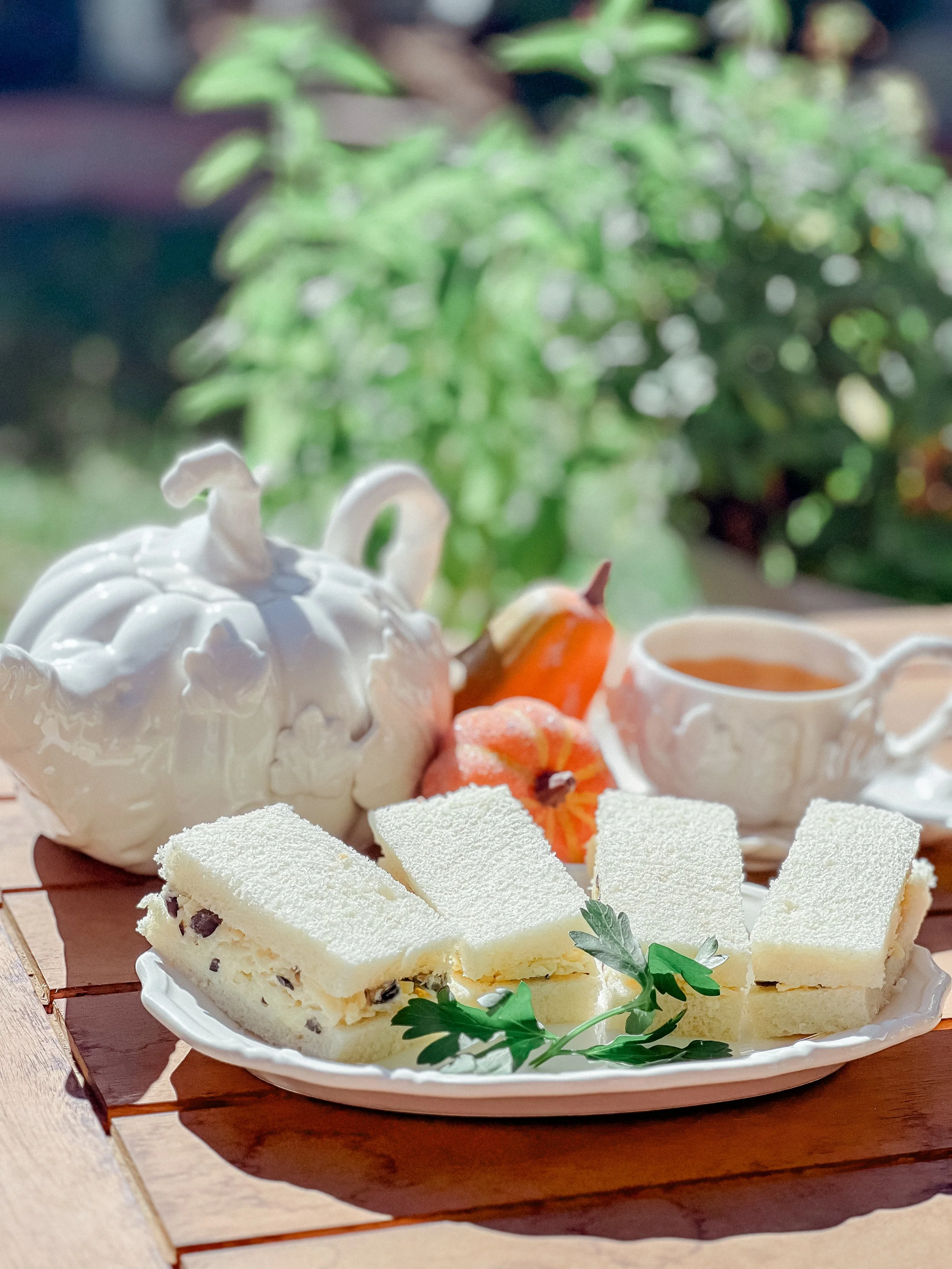 White Chedder and Black Olive 2.JPG