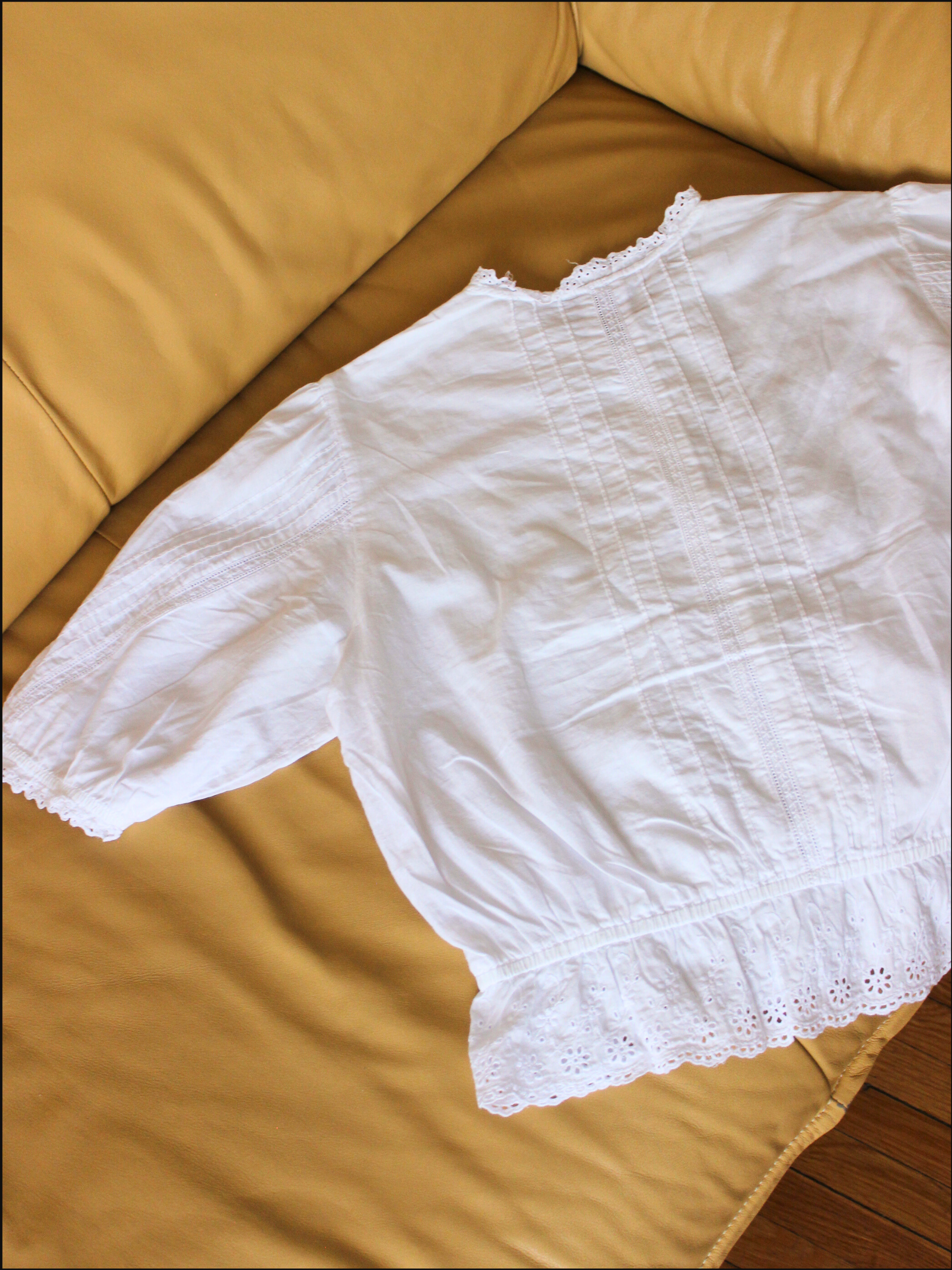 pintuck puff lace top cover (3).png