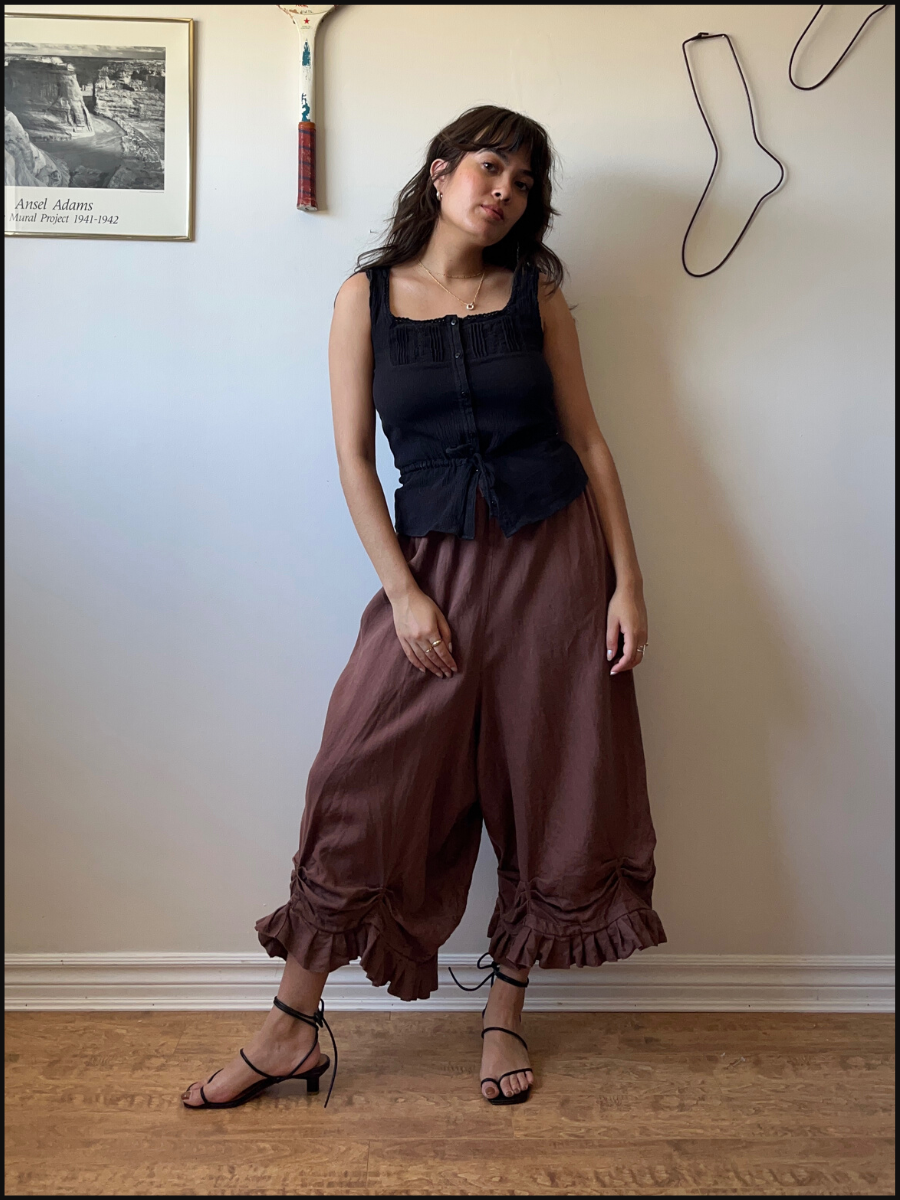 brown bloomer pants cover.png
