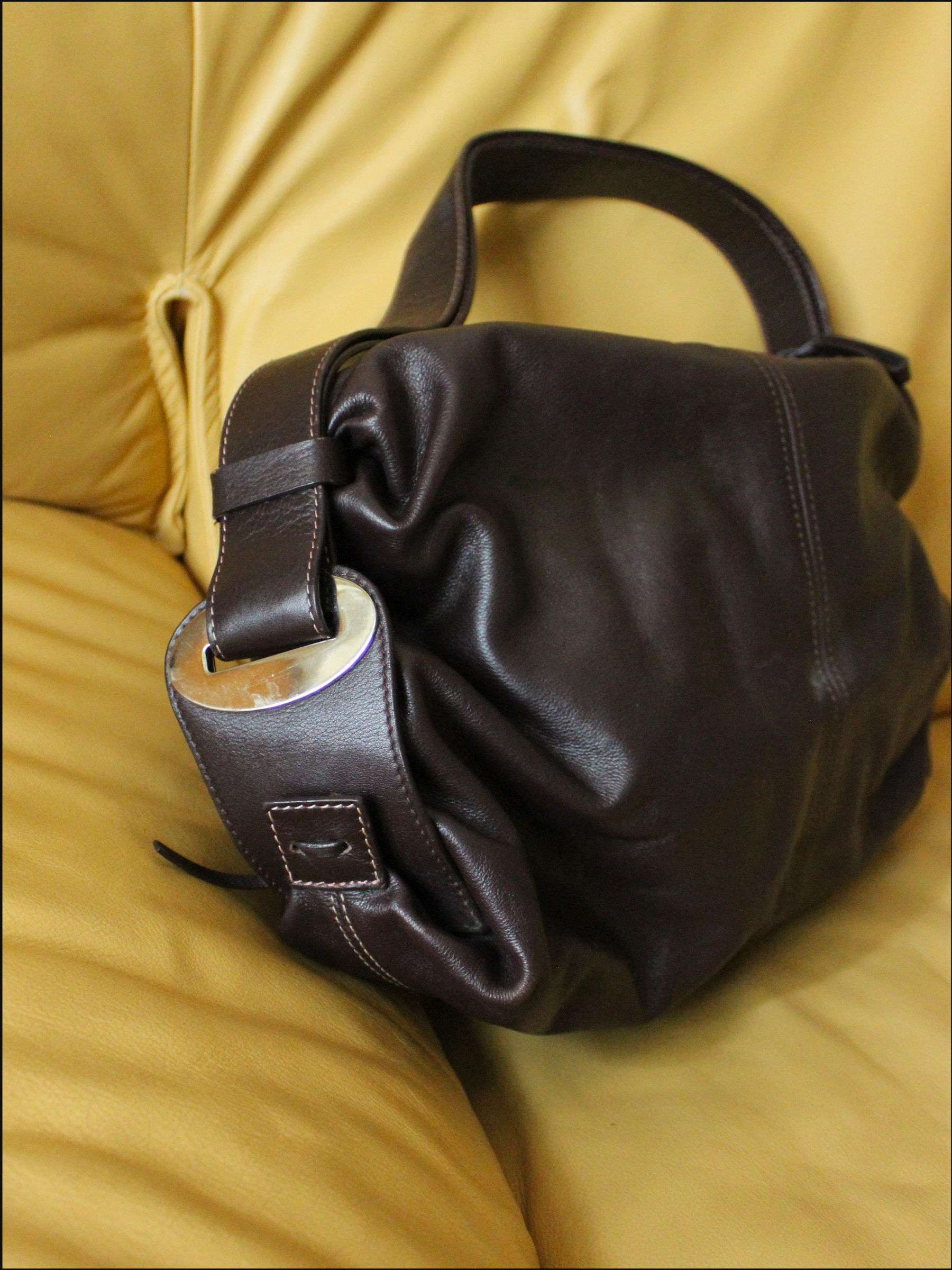 crescent bag cover (6).png