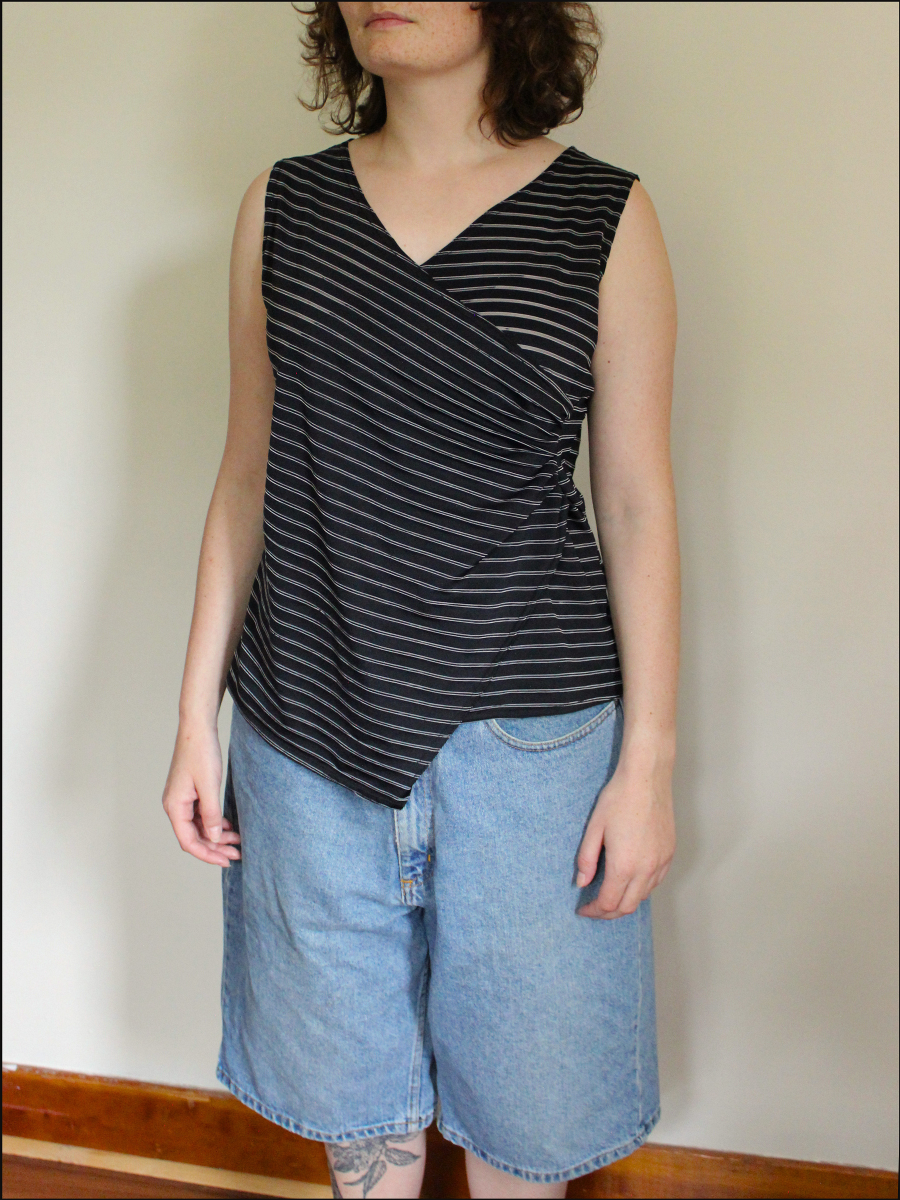 asymm stripe tank cover (3).png
