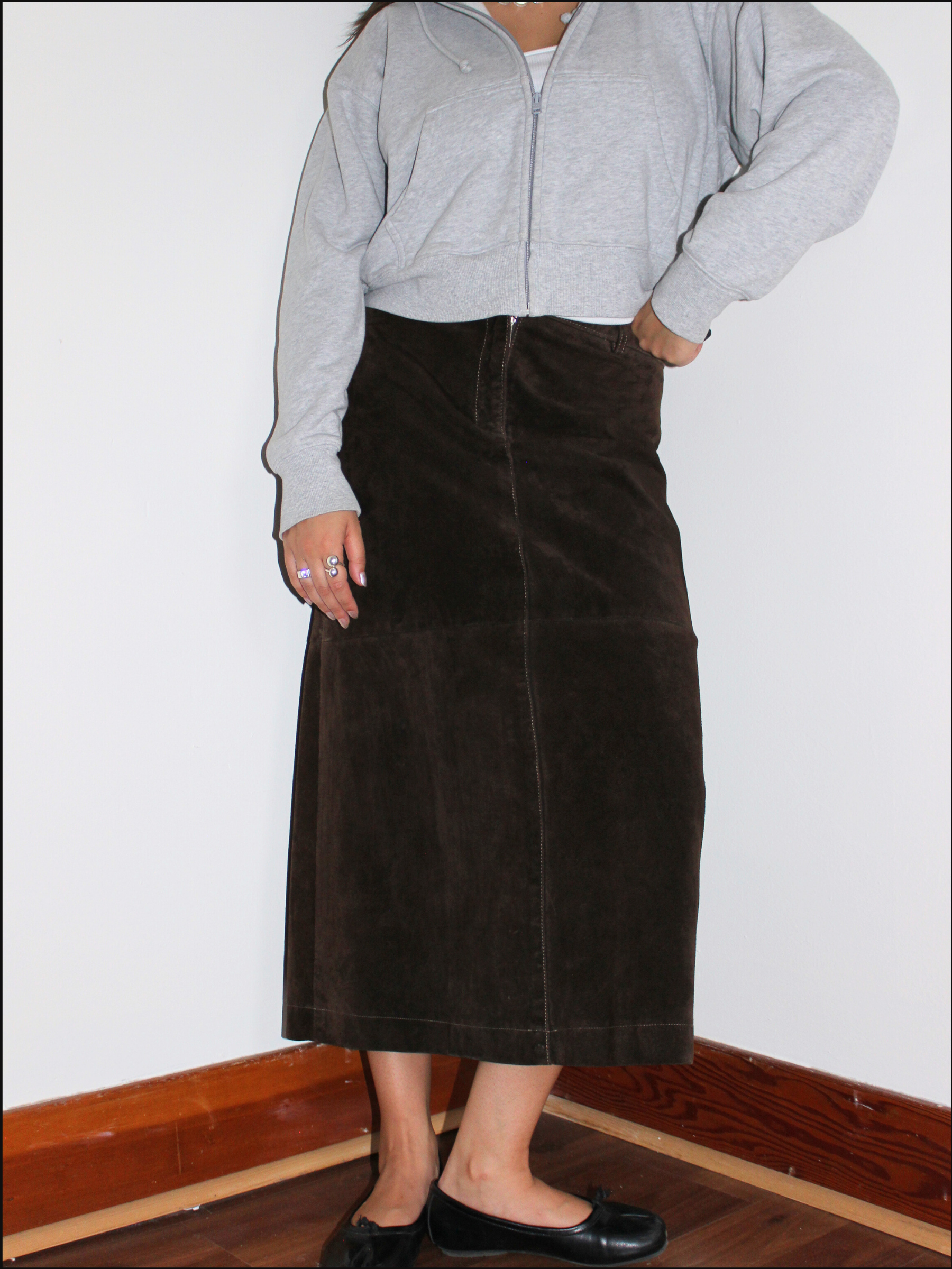 suede skirt cover (11).png