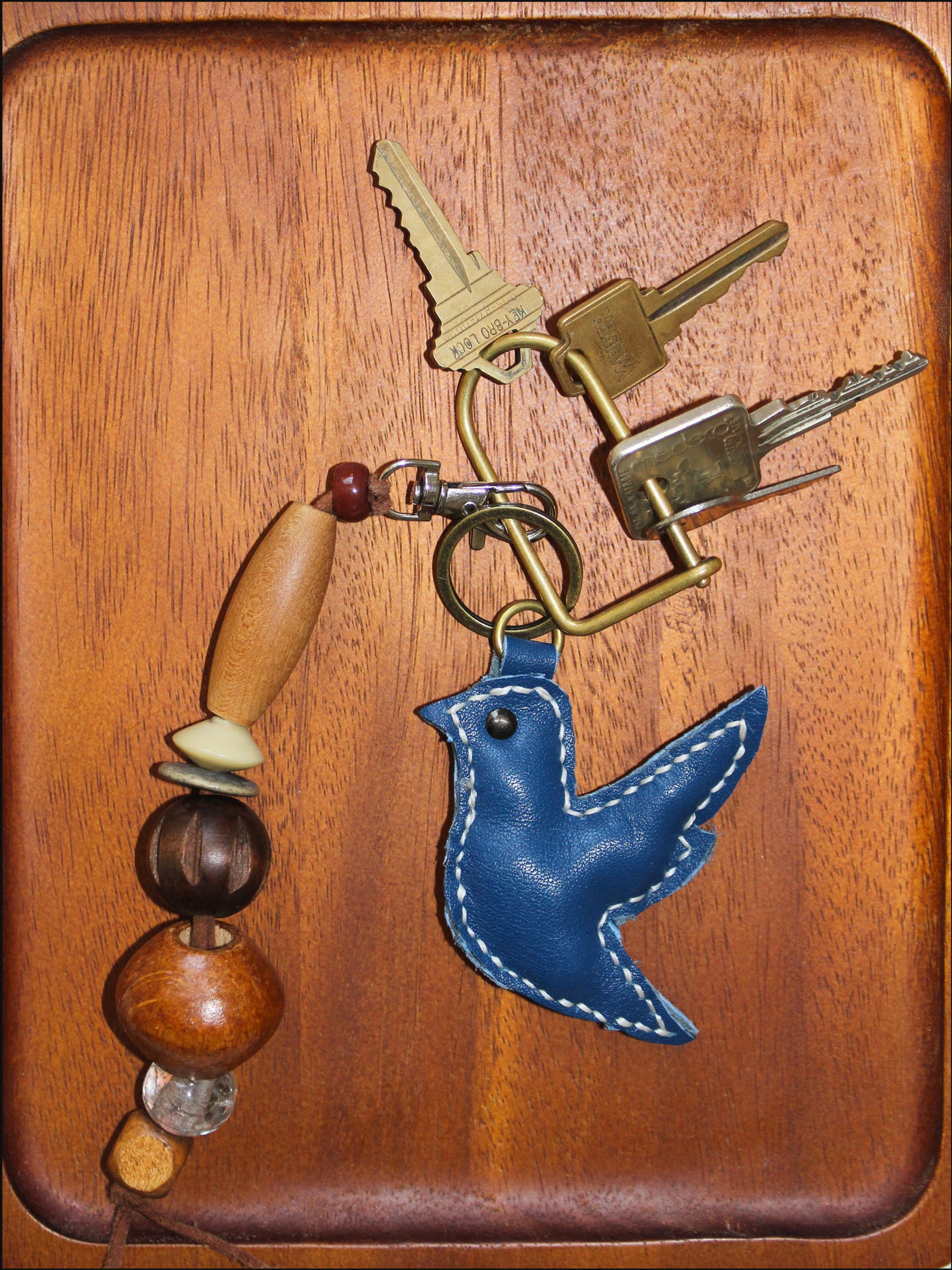 blue bird leather keychain cover (2).png