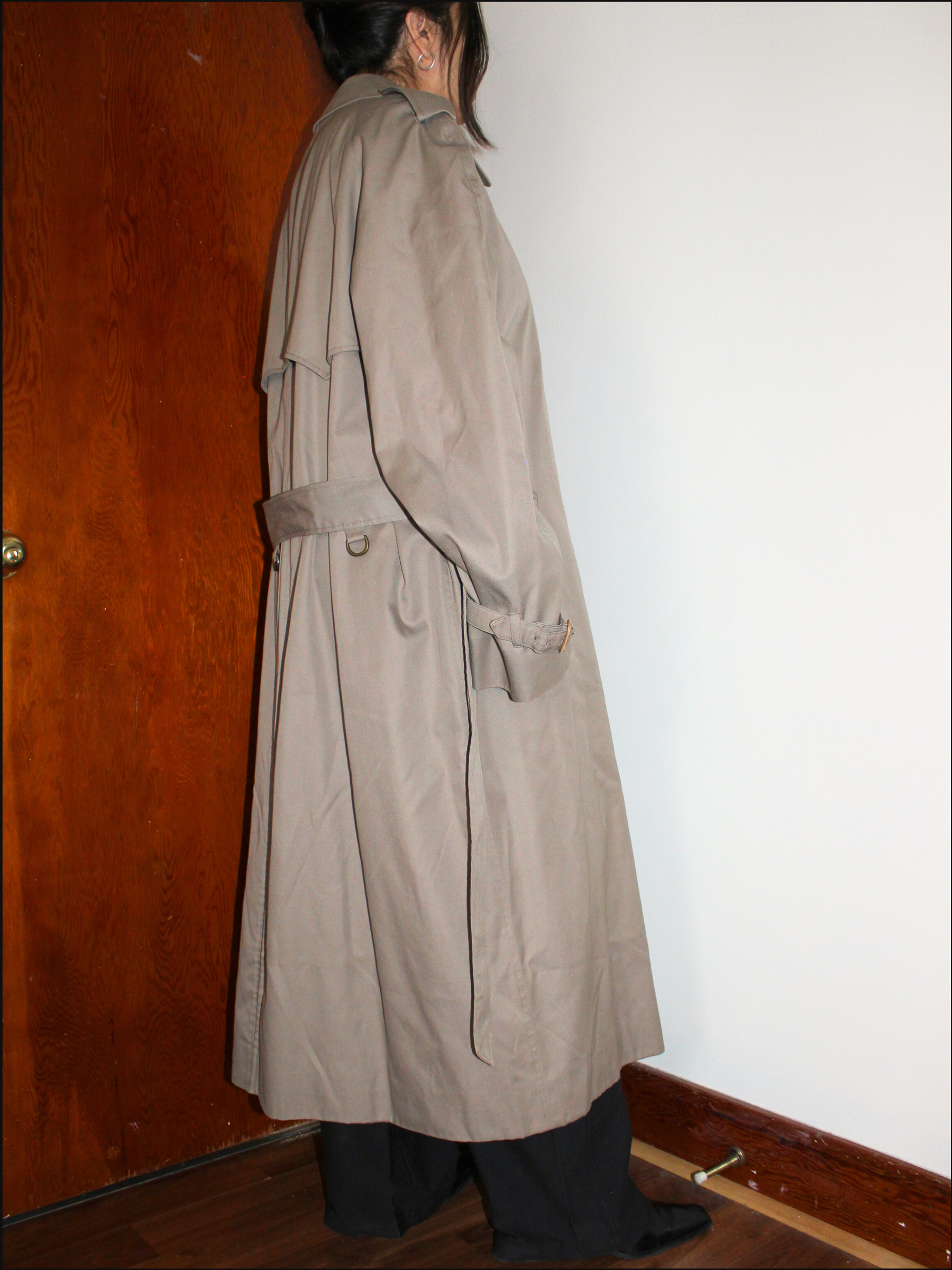 aquascutum trench cover (14).png