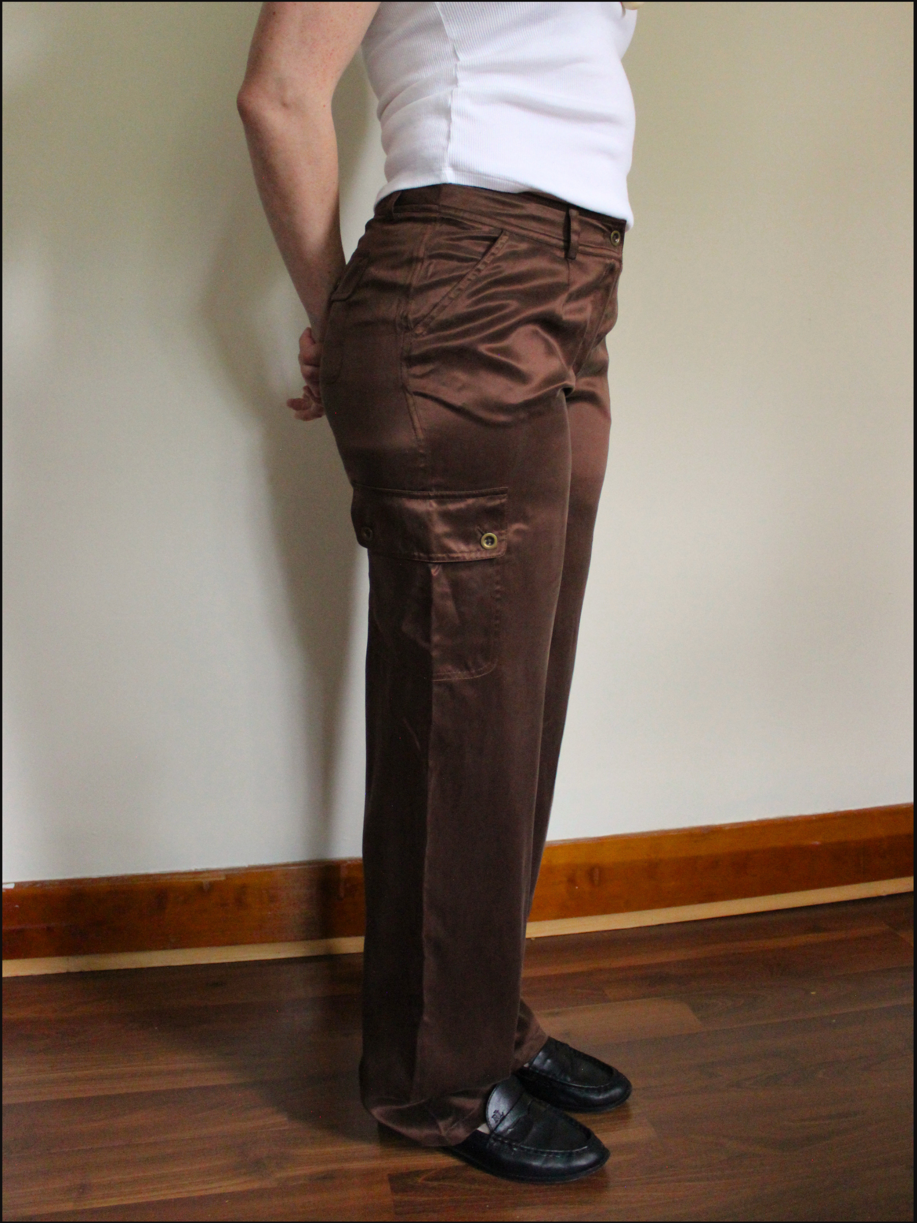 silk pants cover (3).png