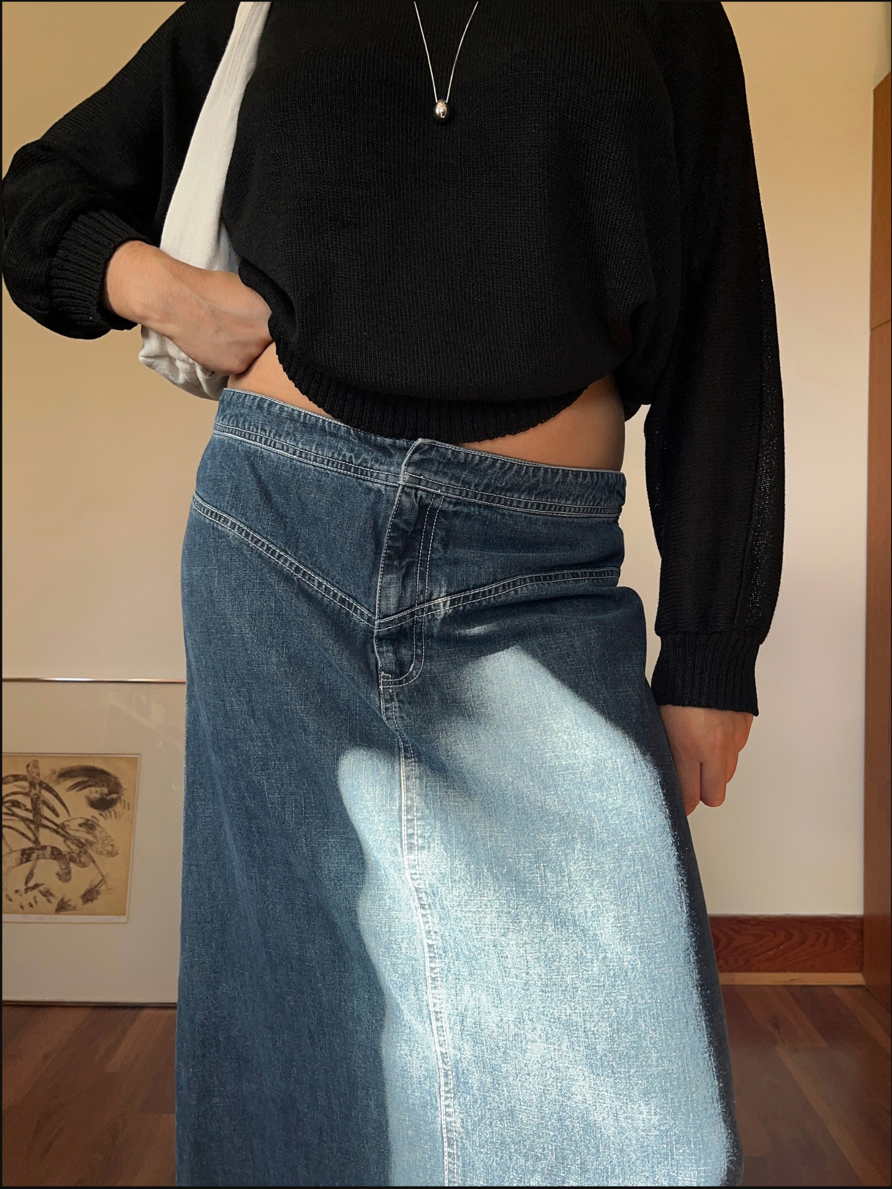 denim skirt cover (7).png