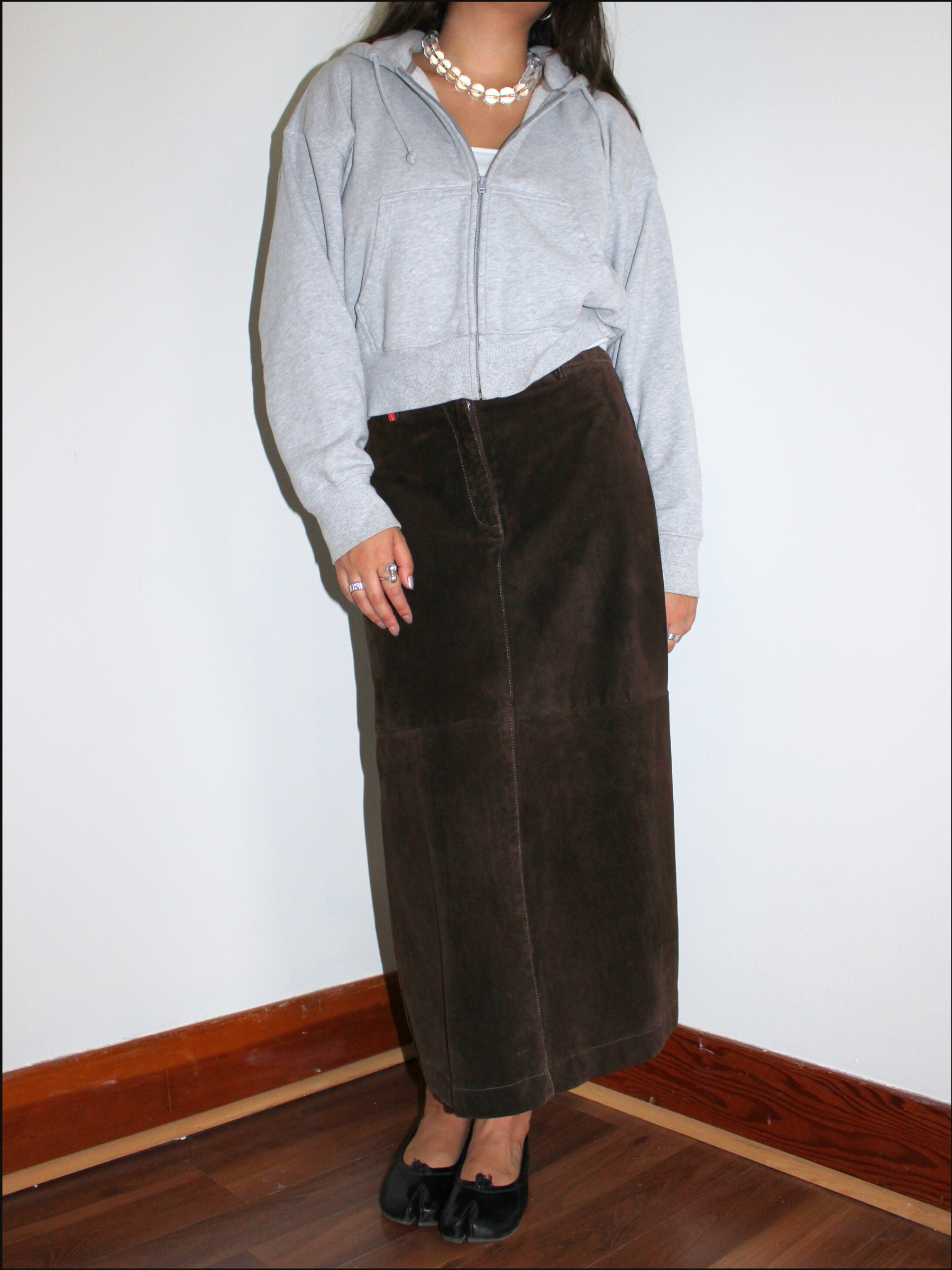 suede skirt cover (5).png