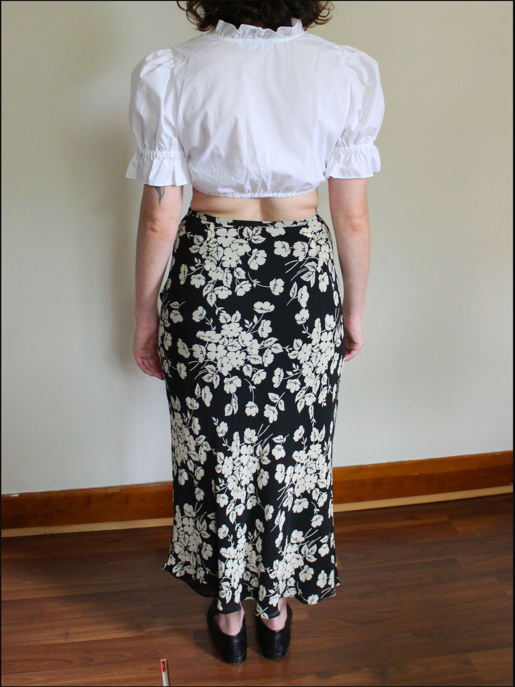 silk floral skirt cover (2).png