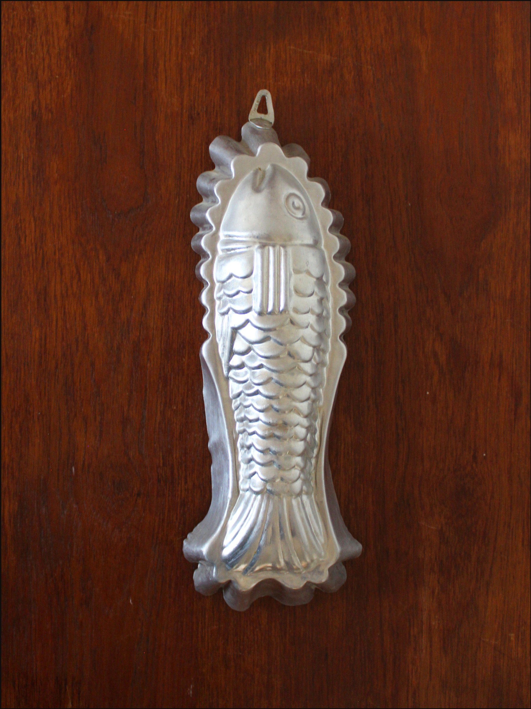 Italian Metal Fish Mold