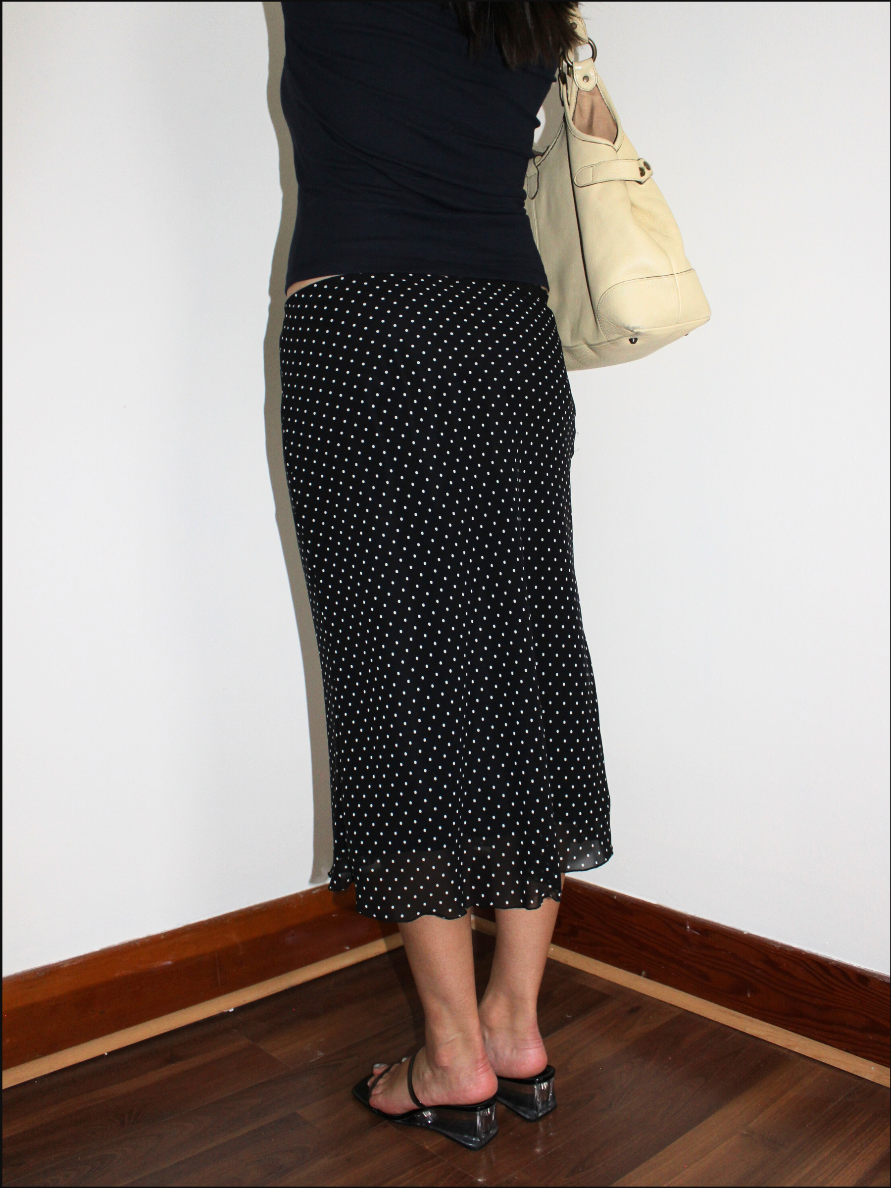 dot midi skirt cover (10).png