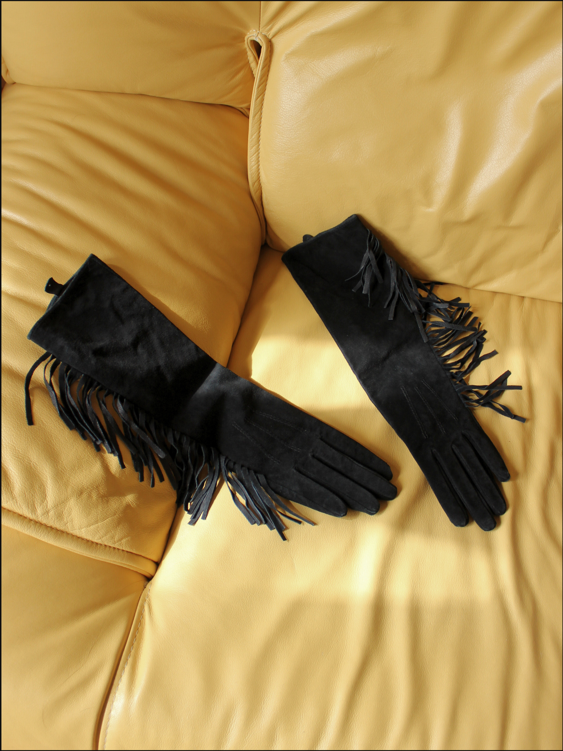 Suede Fringe Gloves