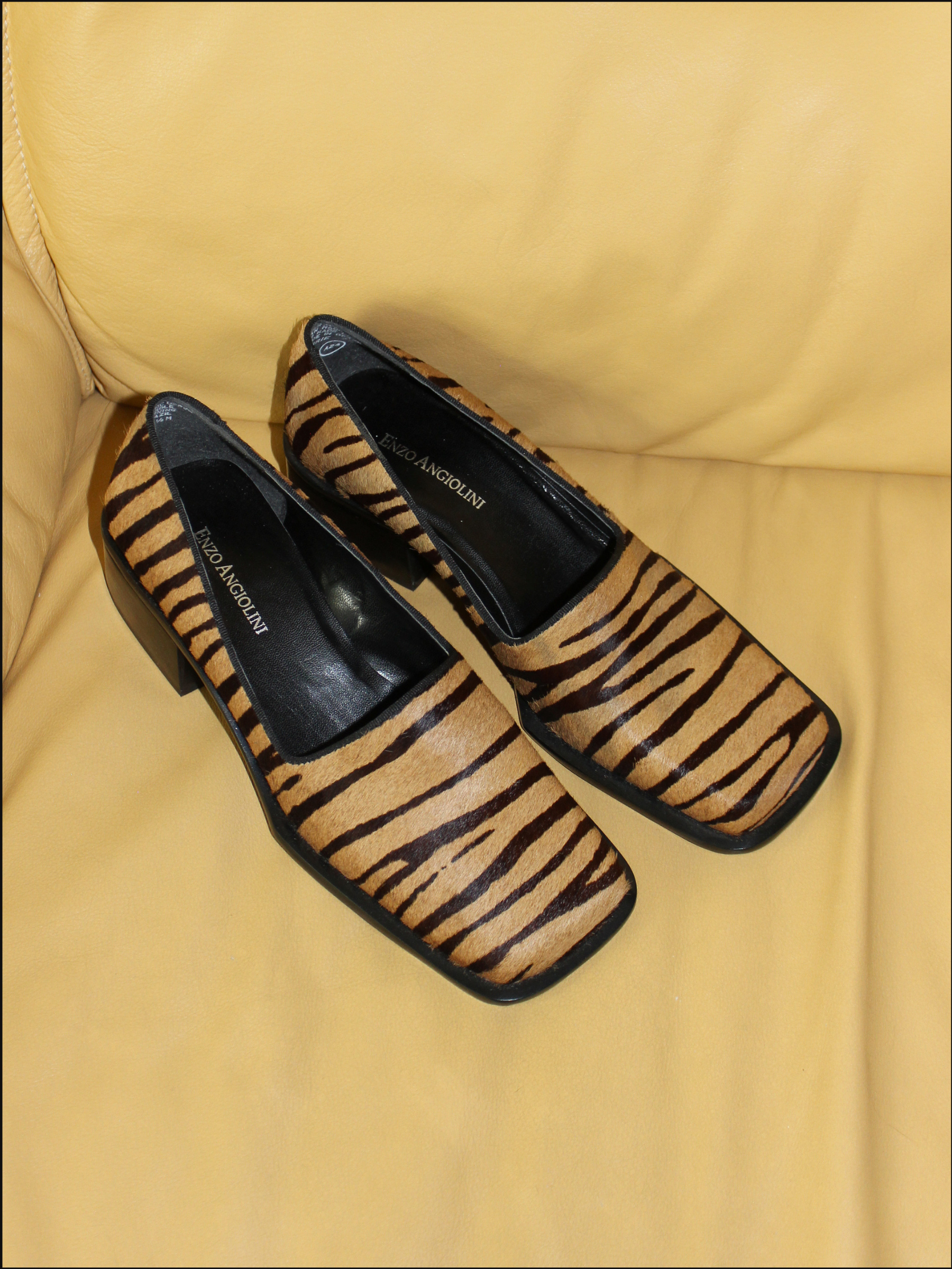 tiger shoes cover (8).png
