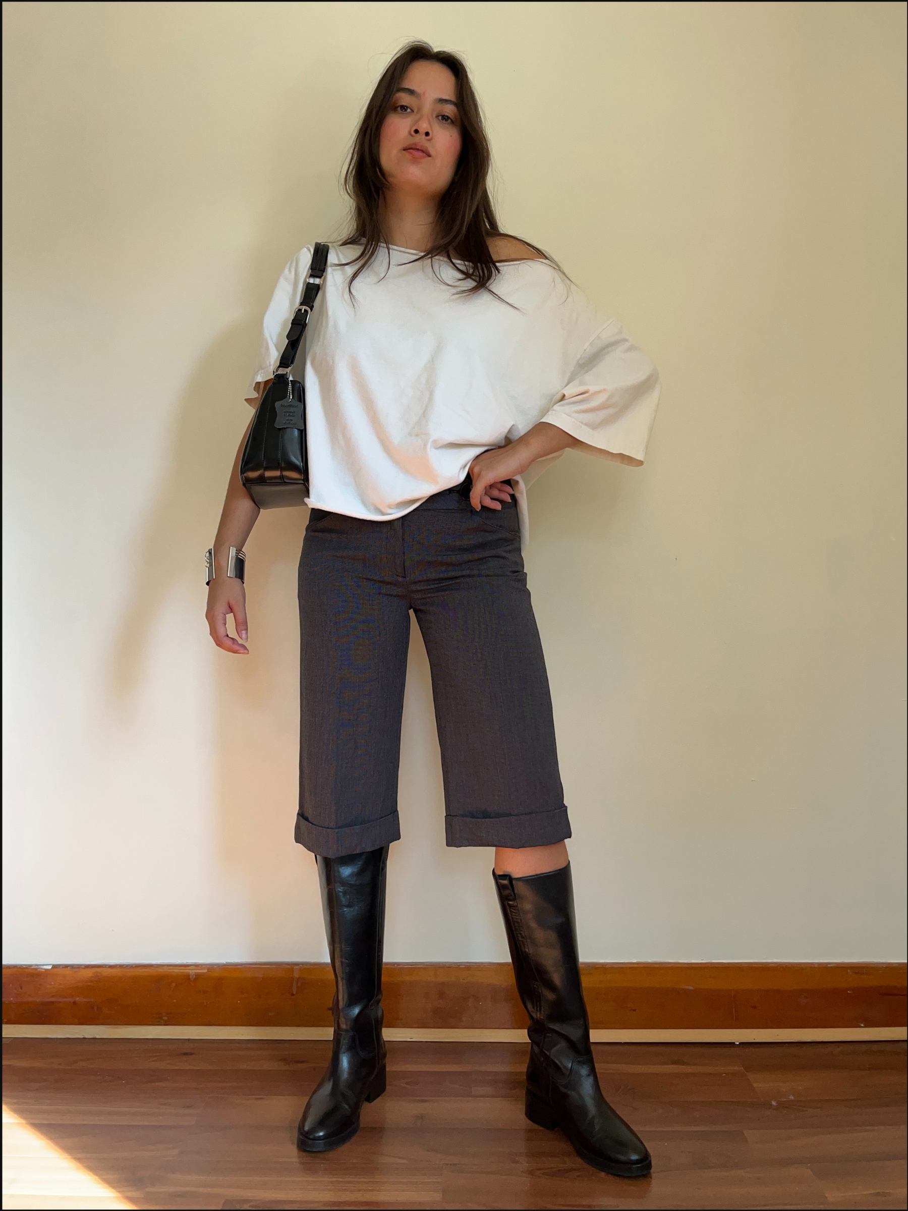 grey button capris cover (6).png