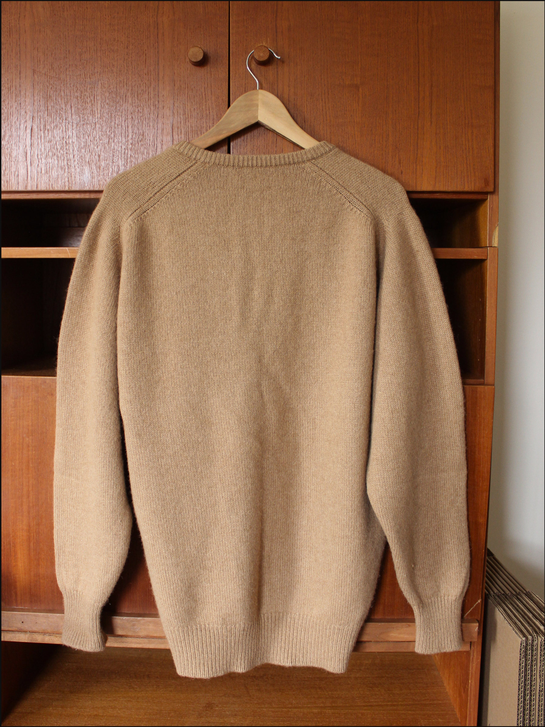camel hair sweater cover (11).png