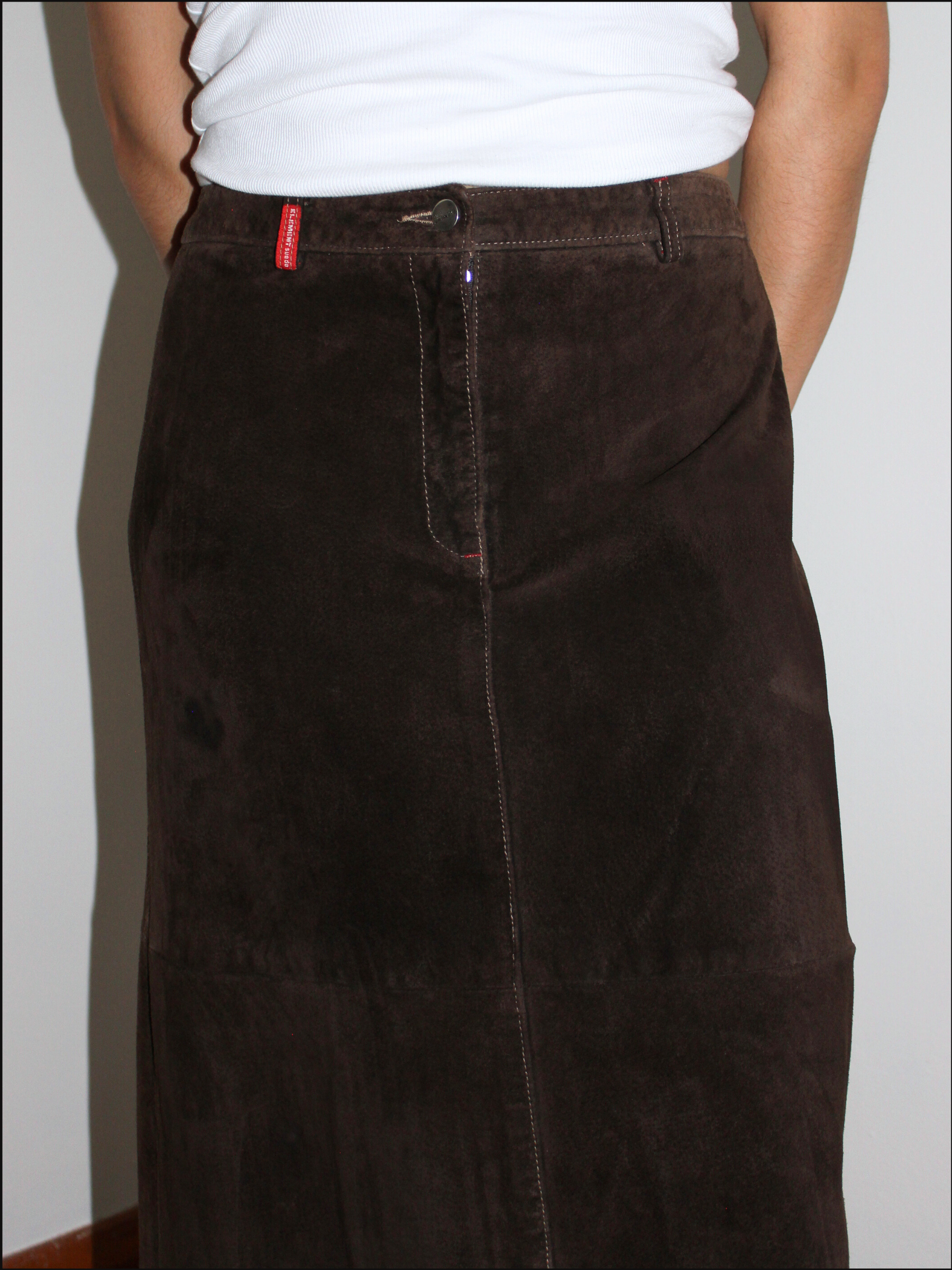 suede skirt cover (2).png