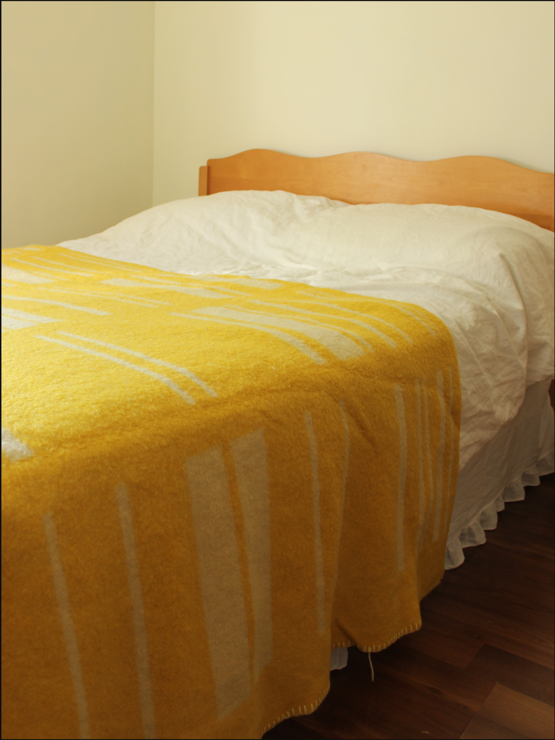 dandelion wool blanket cover (6).png