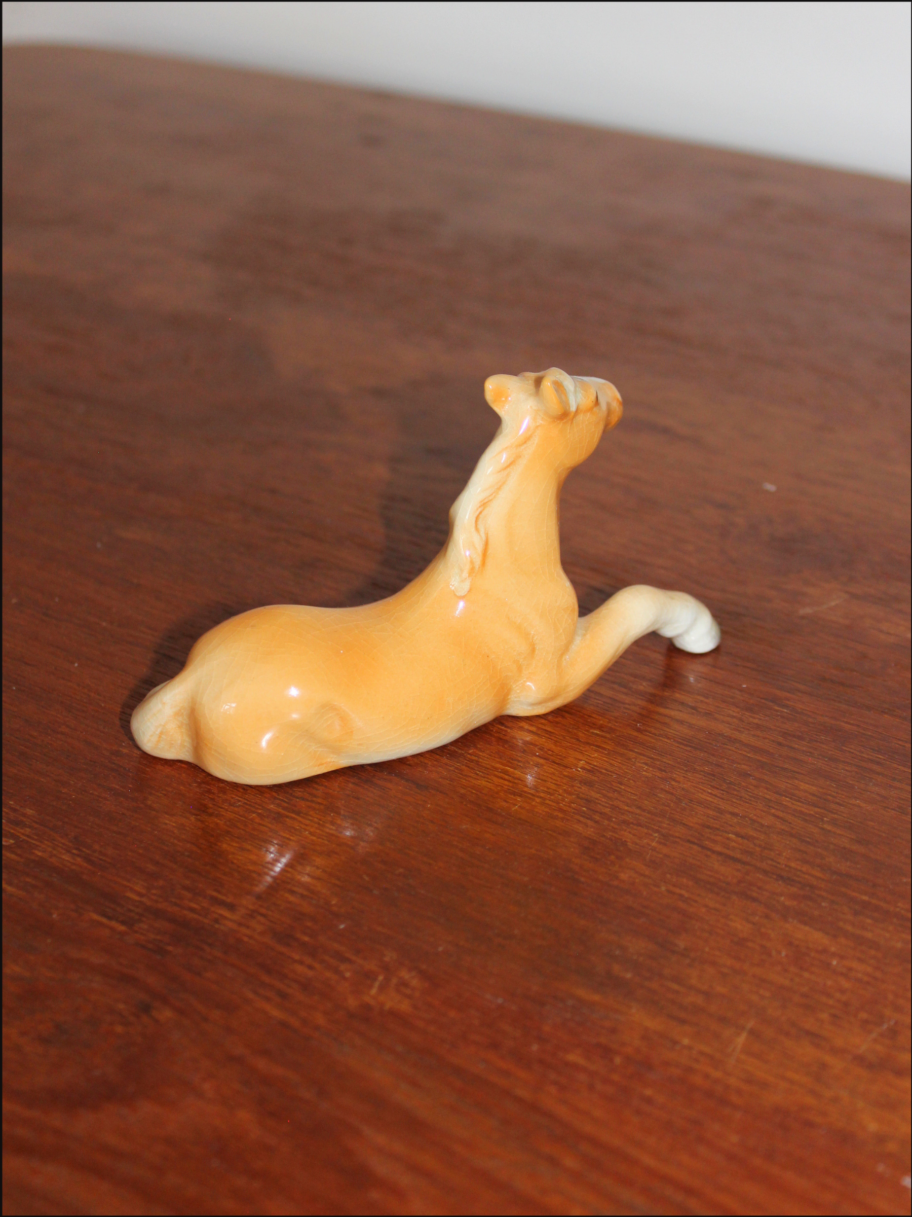 sitting horse cover (5).png