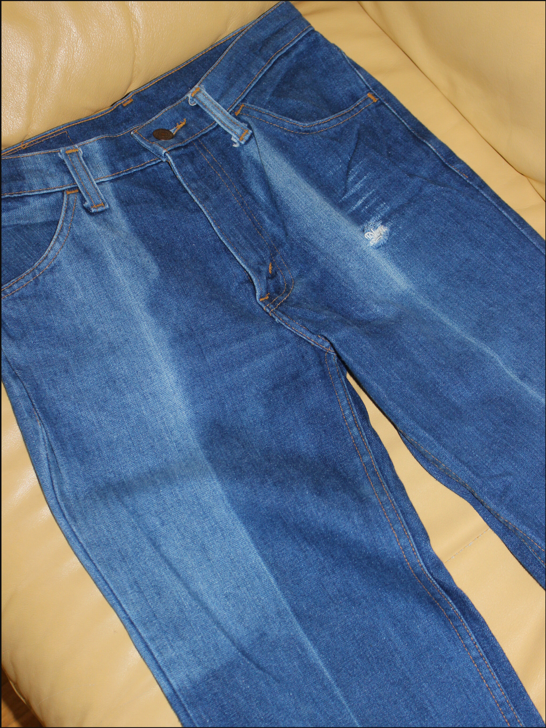 faded levis orange tabs cover (3).png