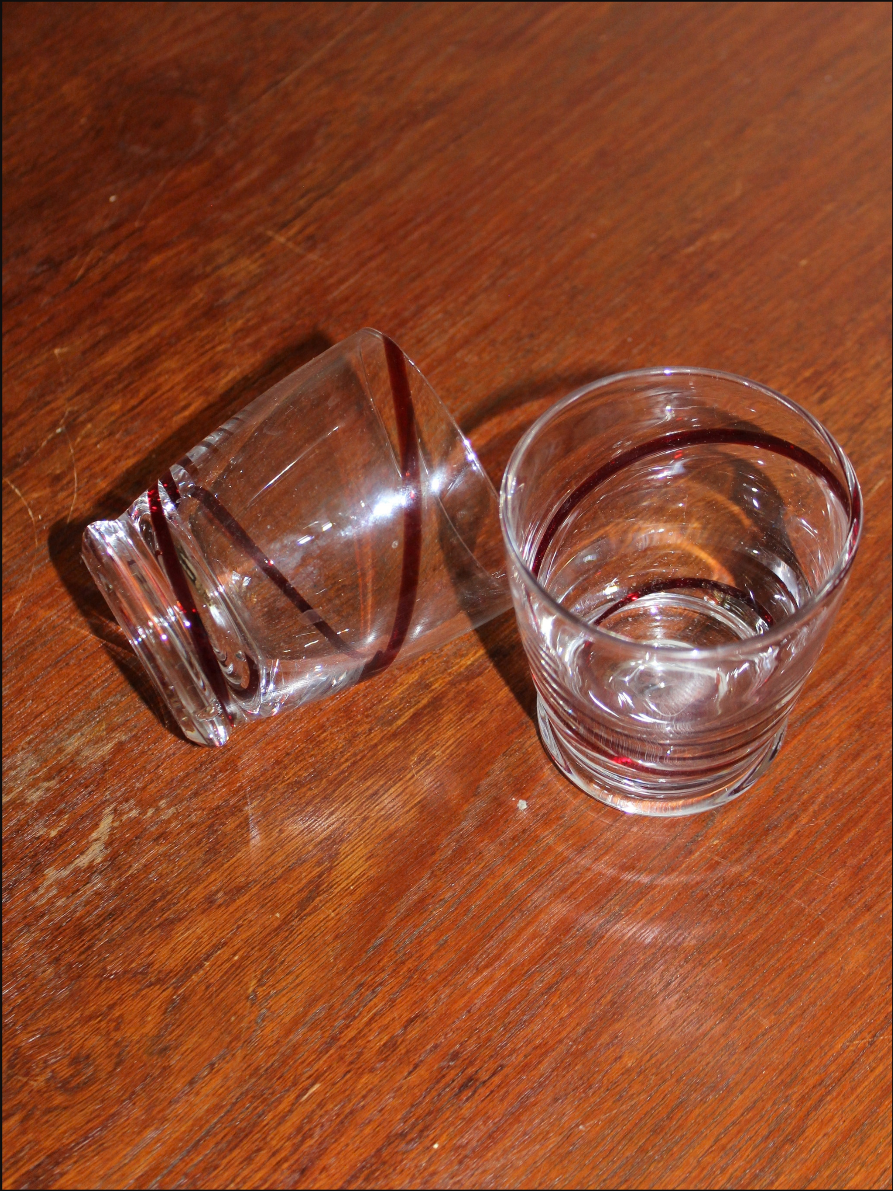 swirl glasses cover (6).png