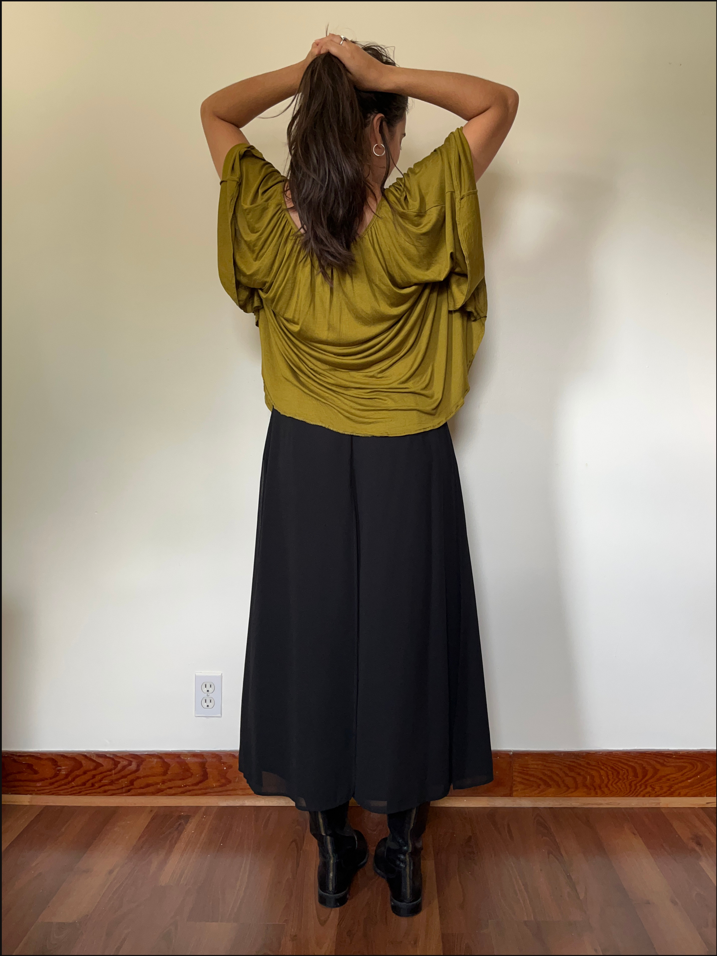 olive poncho top cover (2).png