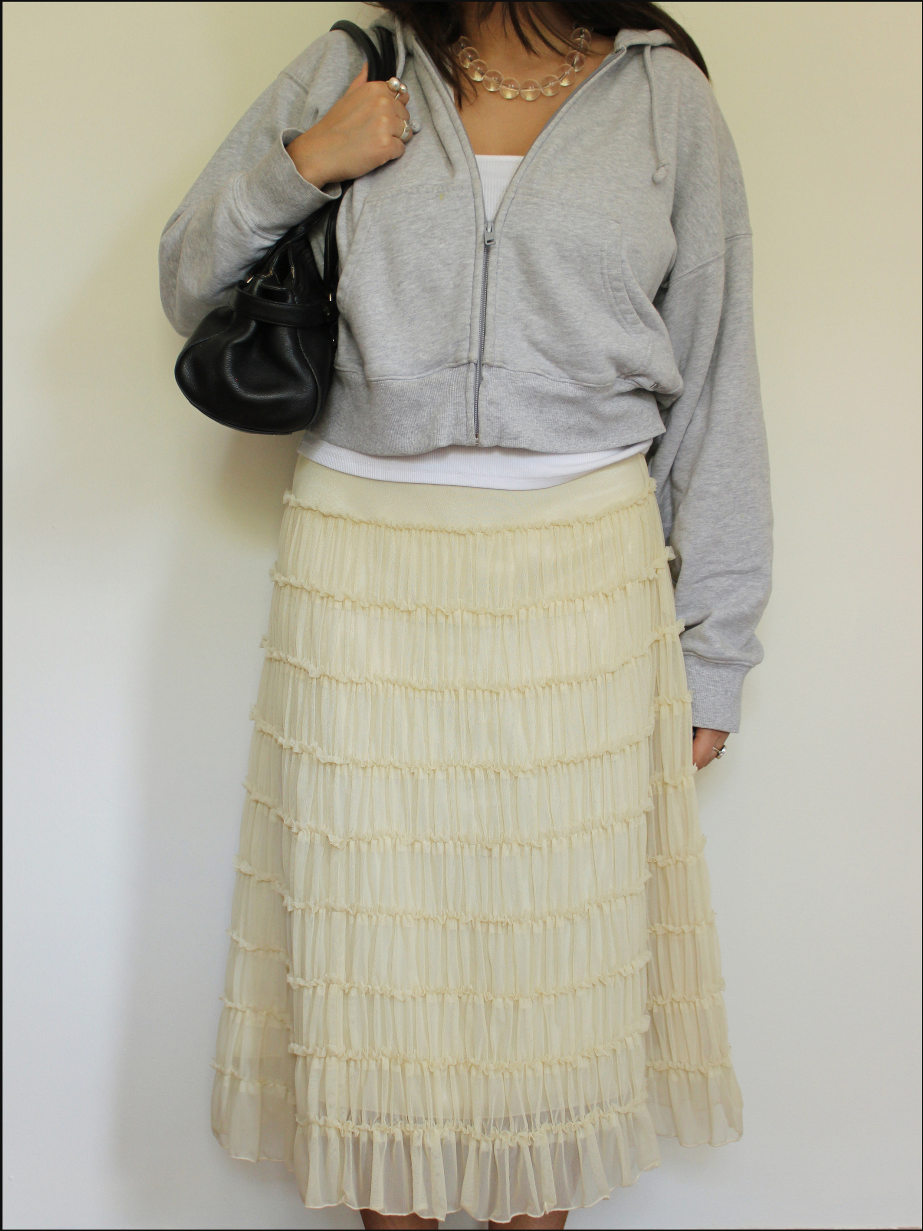 mesh skirt cover.png